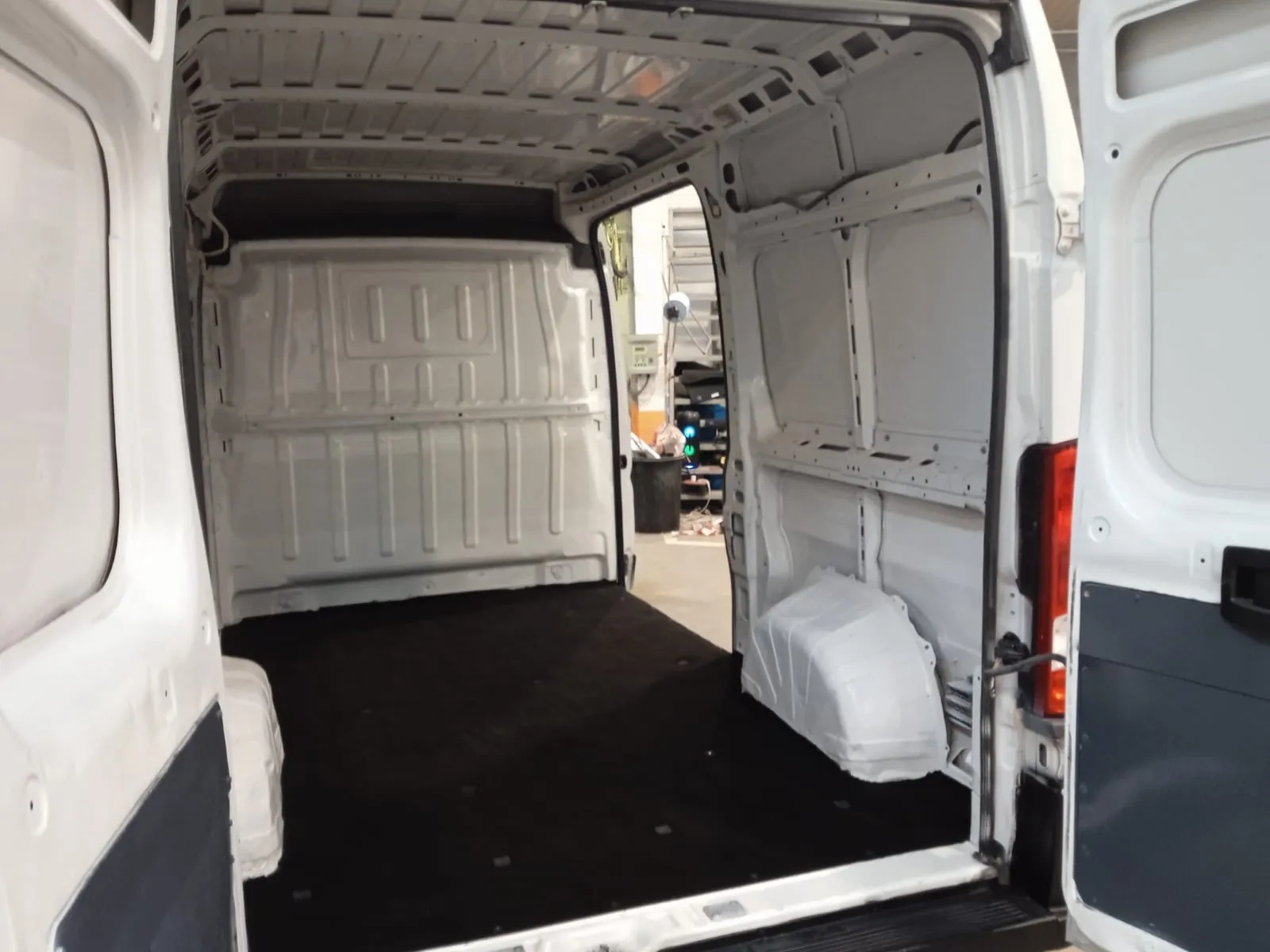 Fiat Ducato 2287 cm³ - foto 9