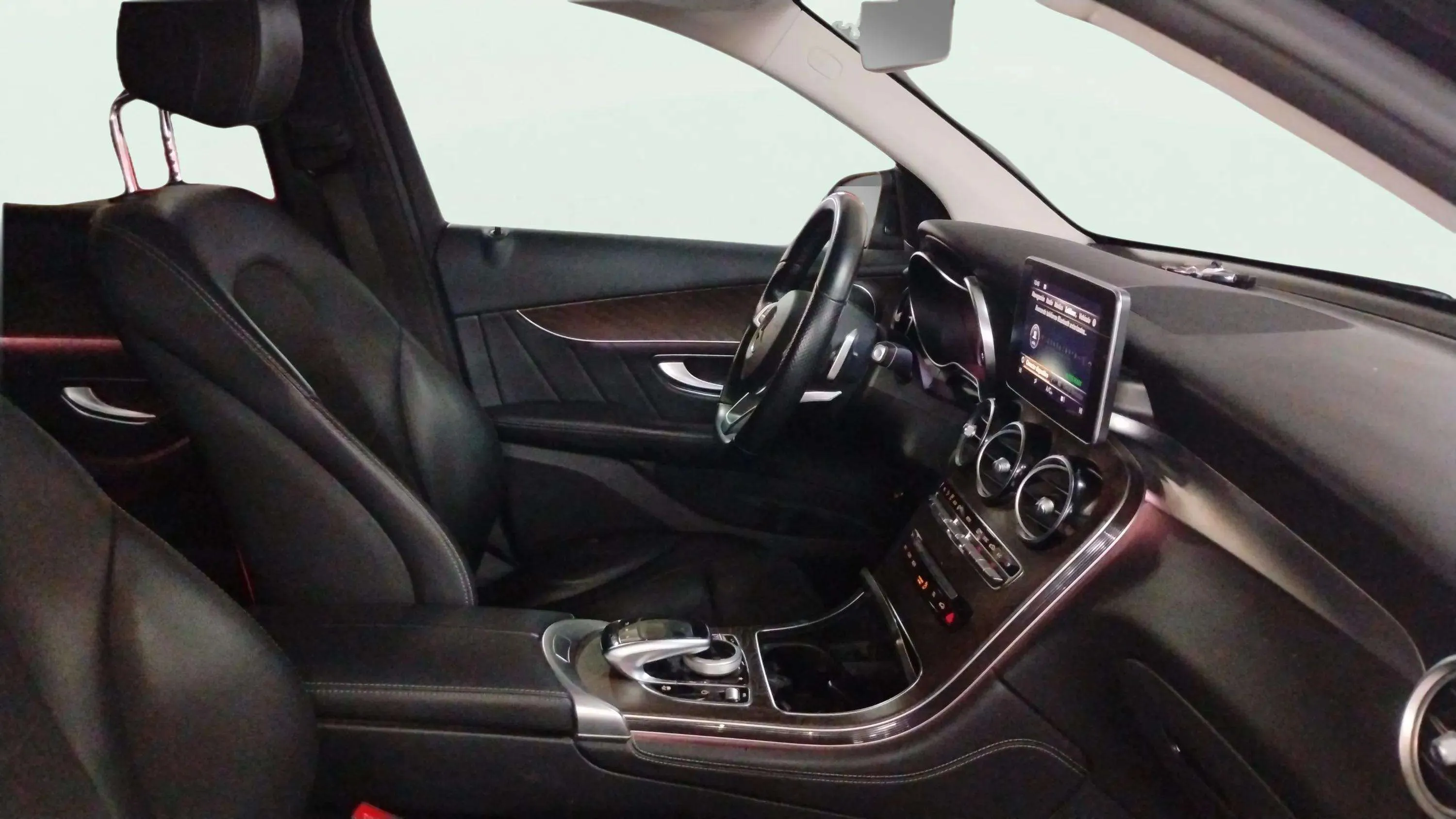 Mercedes-Benz GLC 250 d 4MATIC - foto 10