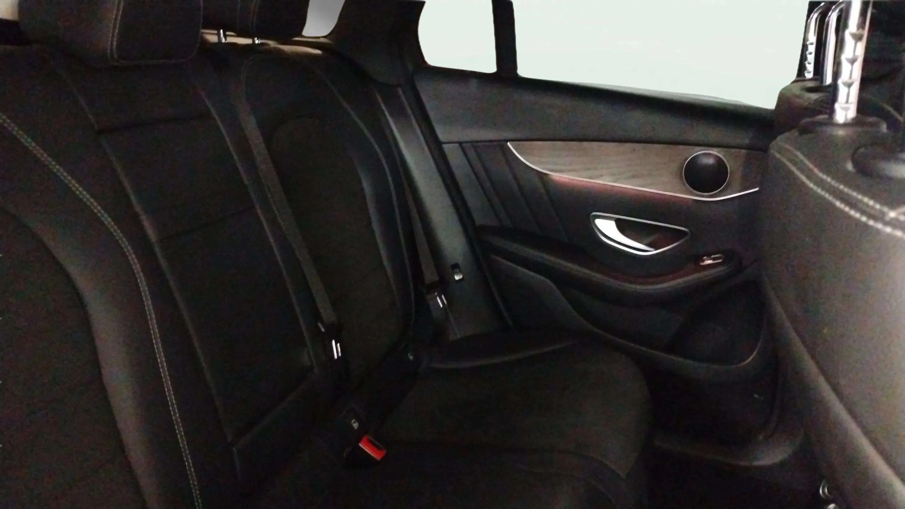 Mercedes-Benz GLC 250 d 4MATIC - foto 17