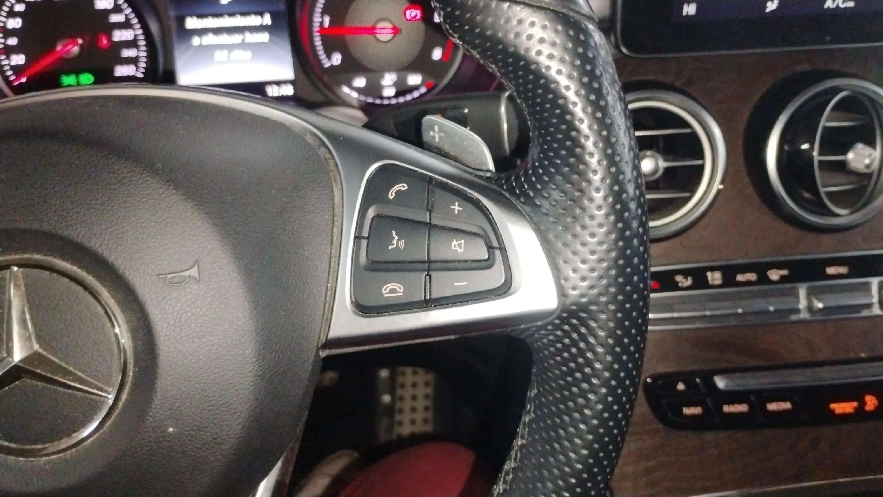 Mercedes-Benz GLC 250 d 4MATIC - foto 22