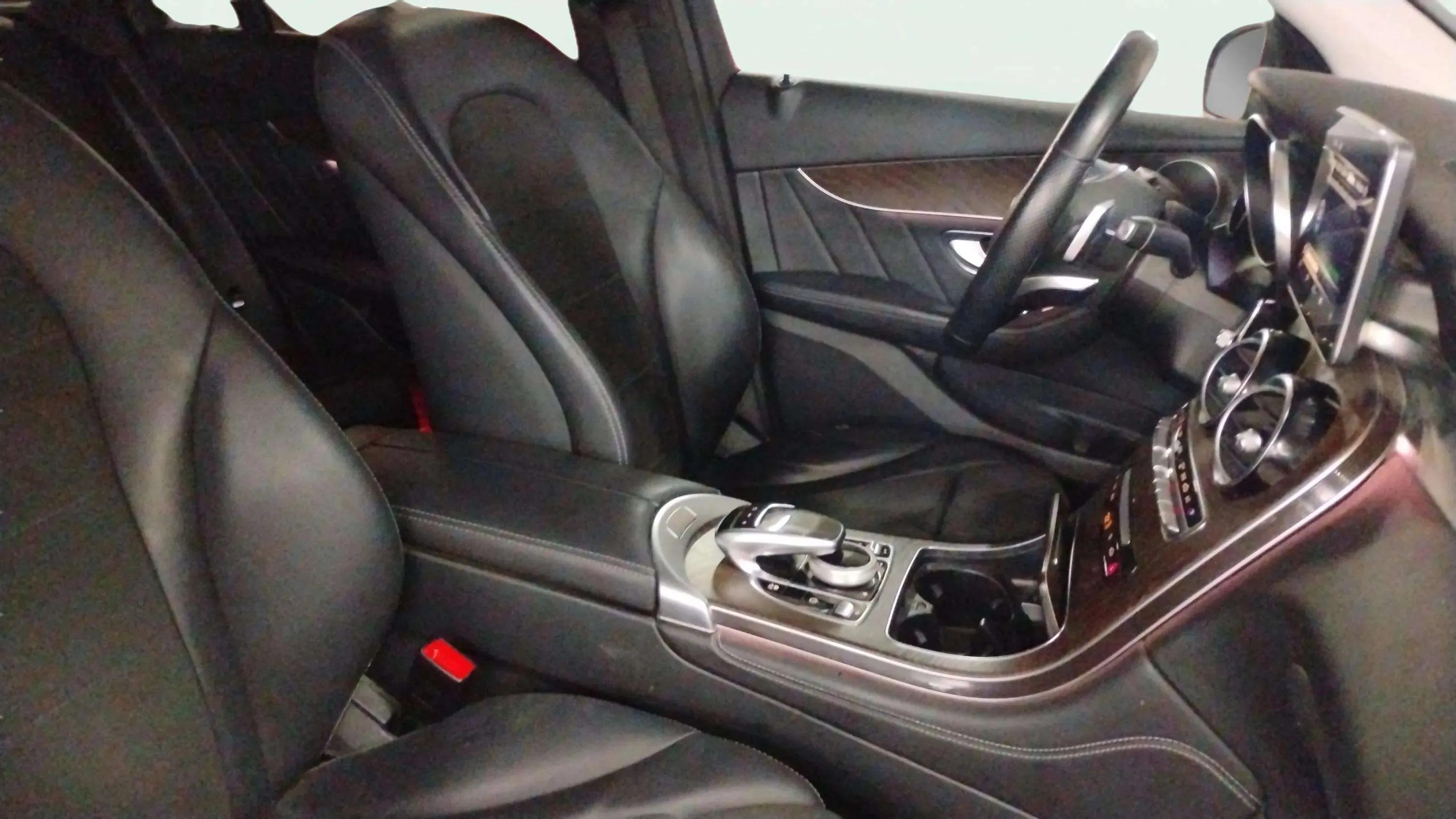 Mercedes-Benz GLC 250 d 4MATIC - foto 11