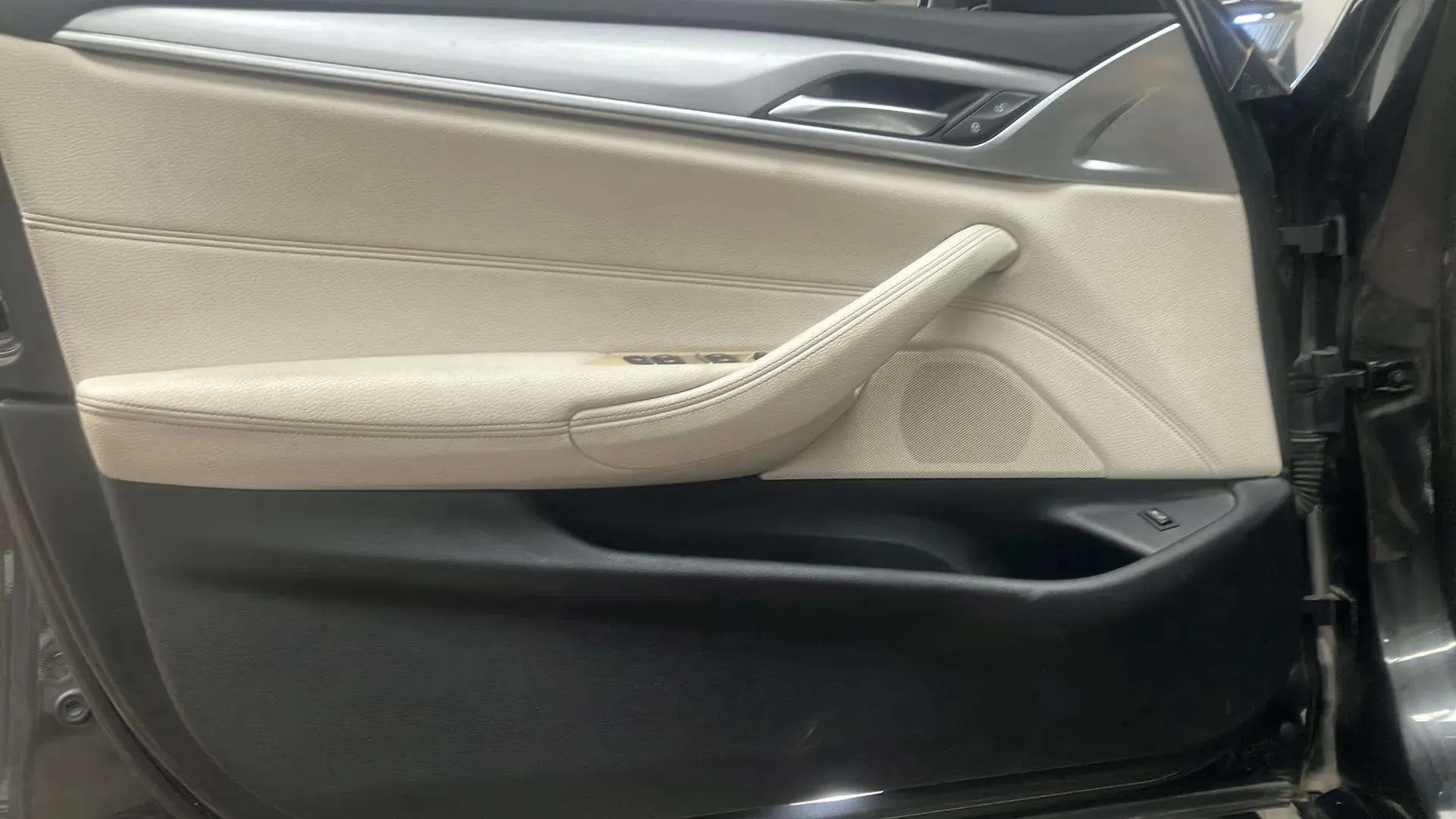 BMW Serie 5 525dA - foto 14