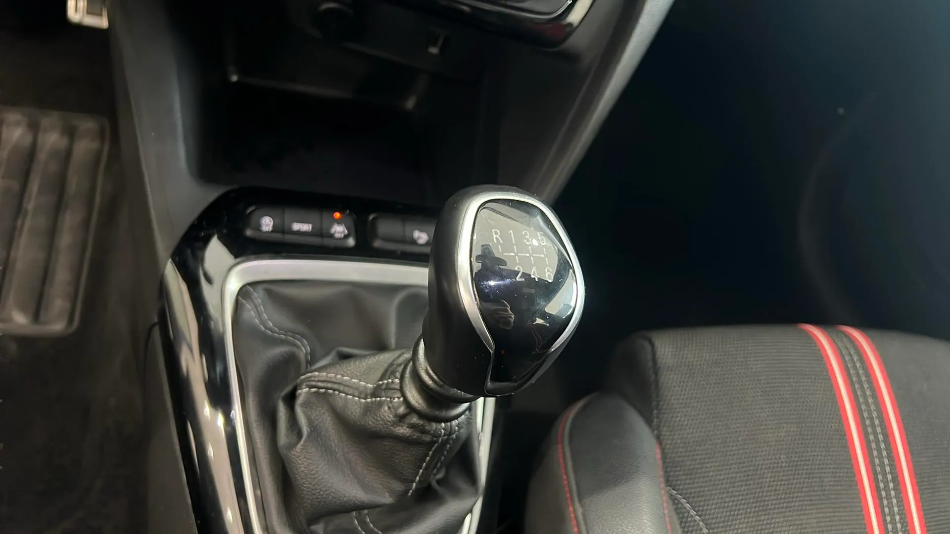 Opel Corsa 1.2T XHL GS-Line - foto 14