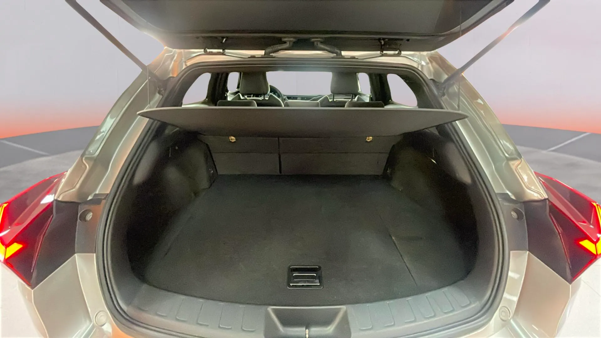 Lexus UX 2.0 250h Business - foto 13