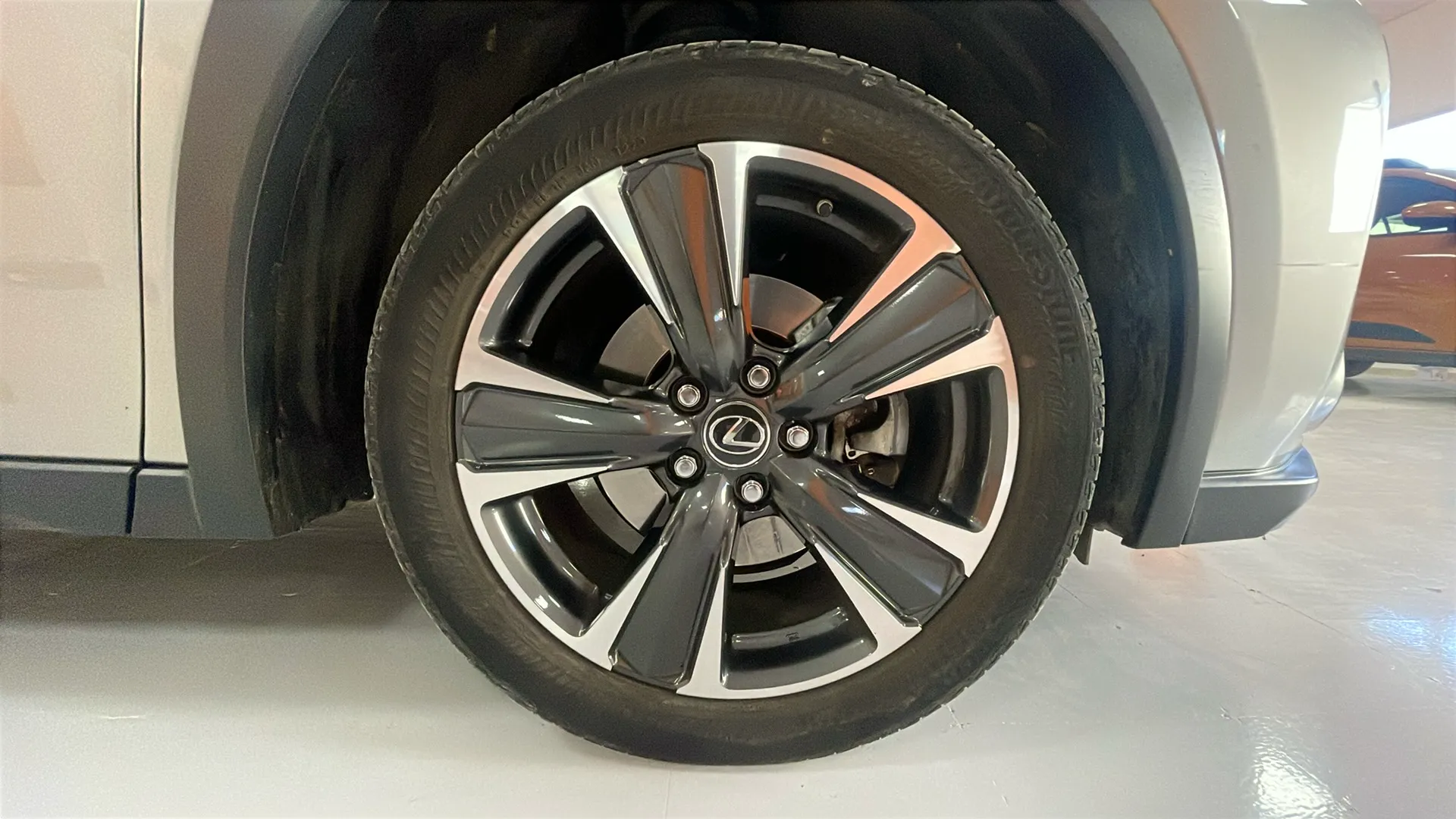 Lexus UX 2.0 250h Business - foto 14