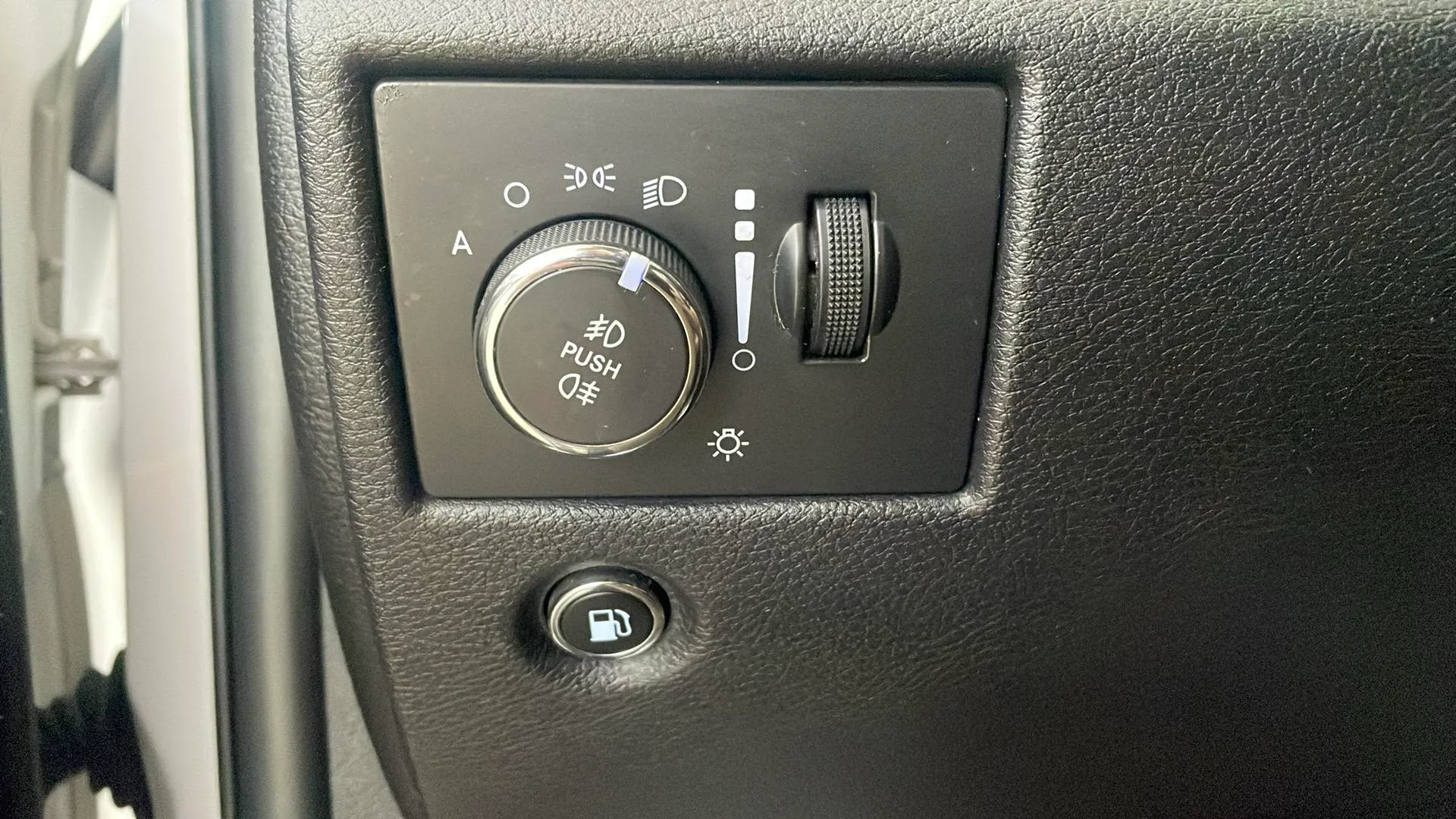Jeep Grand Cherokee 3.0 V6 Diesel Limited E6 - foto 32
