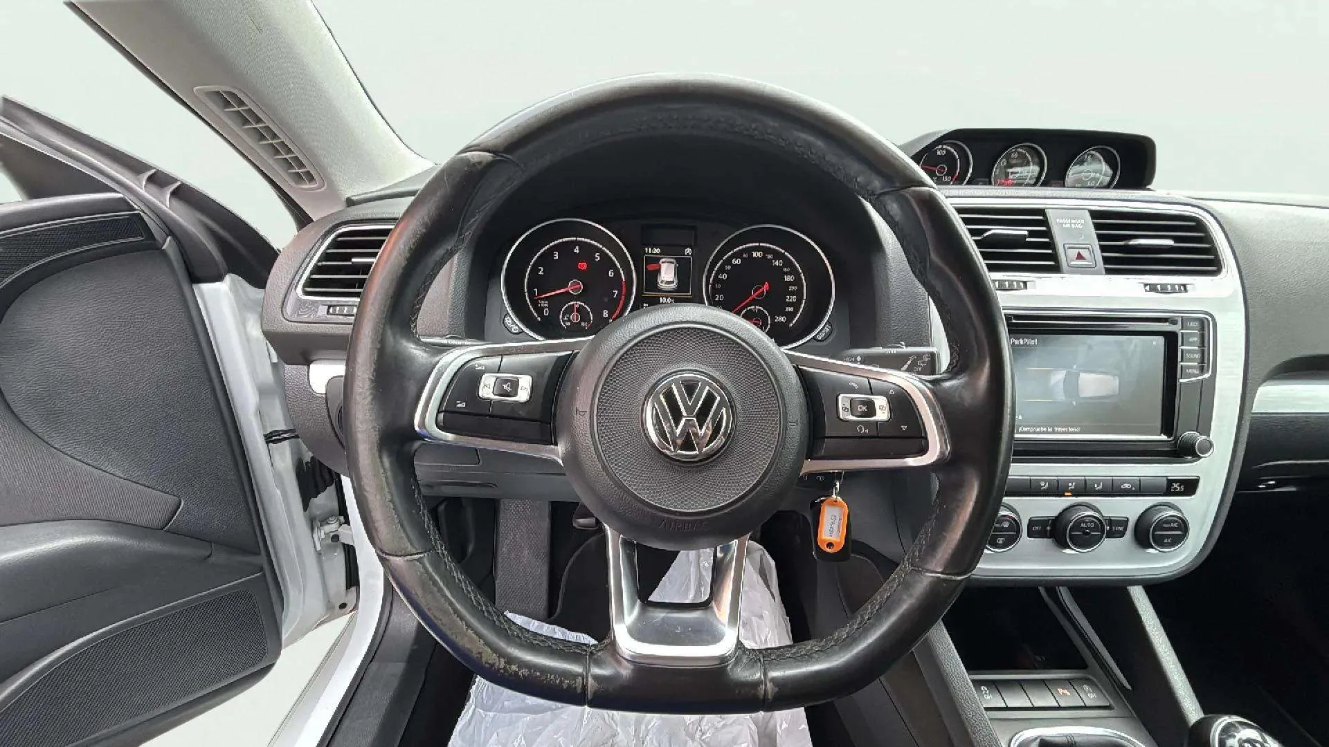 Volkswagen Scirocco R-Line 1.4 TSI BMT - foto 11