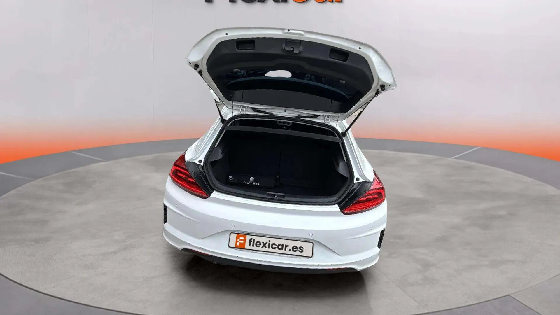 Volkswagen Scirocco R-Line 1.4 TSI BMT - foto 8