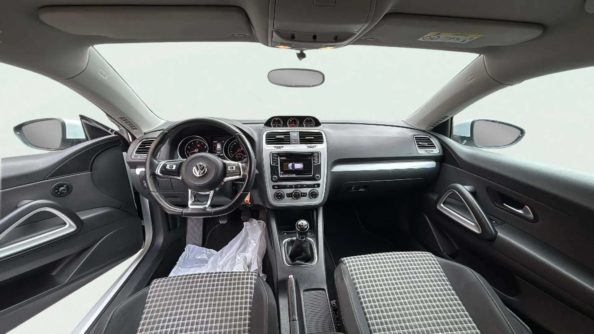 Volkswagen Scirocco R-Line 1.4 TSI BMT - foto 9