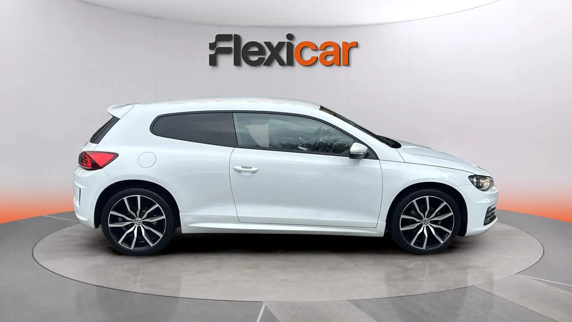 Volkswagen Scirocco R-Line 1.4 TSI BMT - foto 7