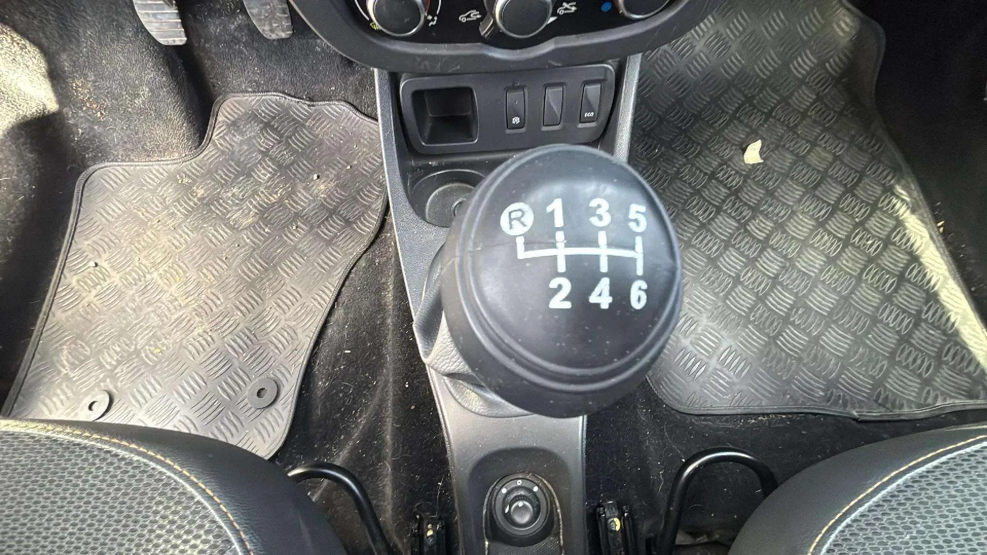 Dacia Duster Ambiance dCi 4x2 - foto 18