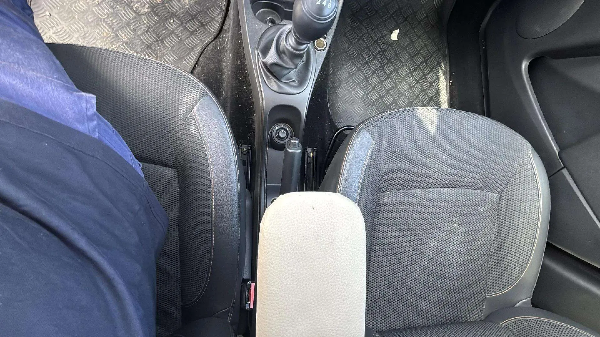 Dacia Duster Ambiance dCi 4x2 - foto 19
