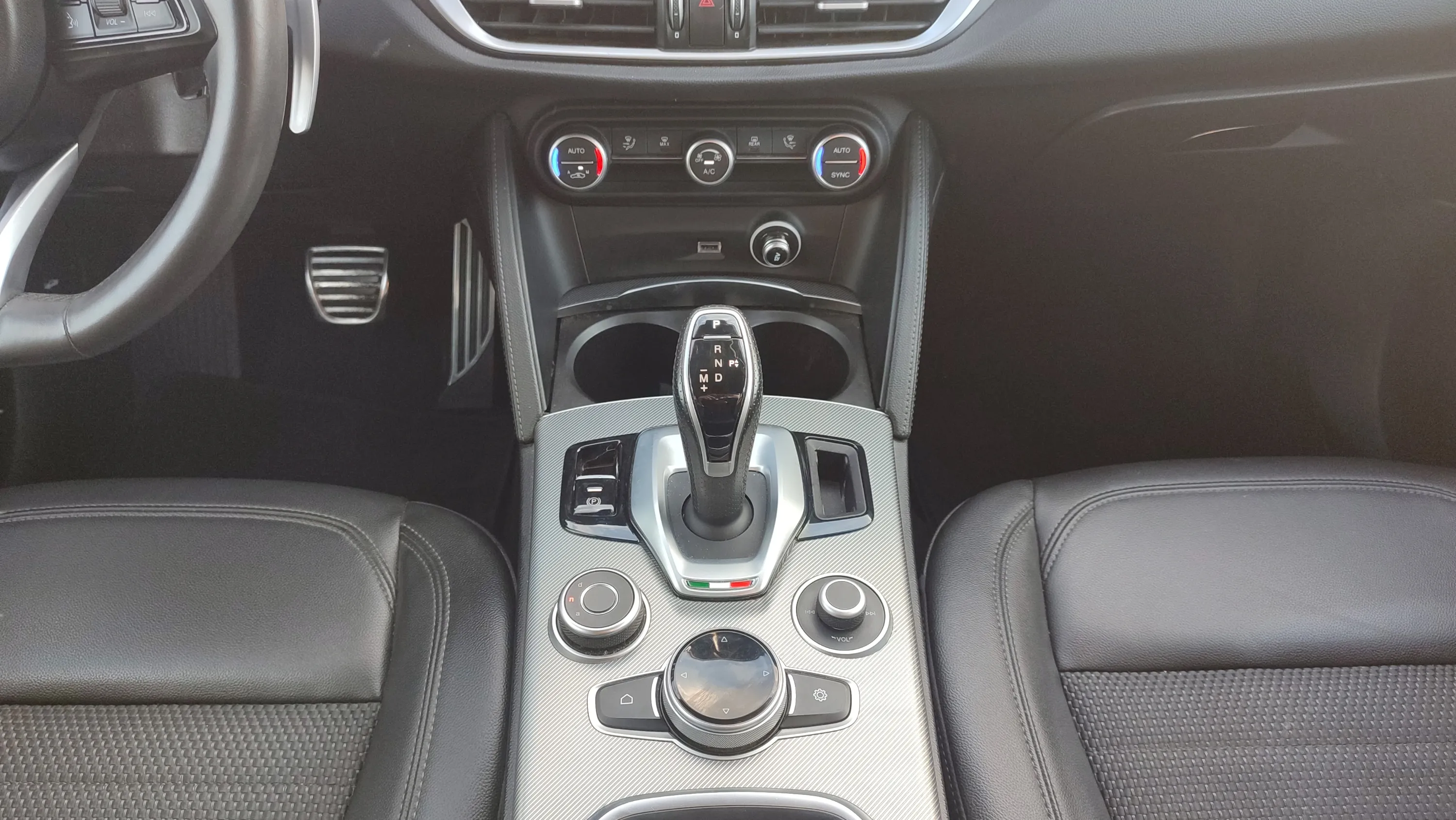 Alfa Romeo Stelvio 2.2 Diesel Sprint RWD - foto 7