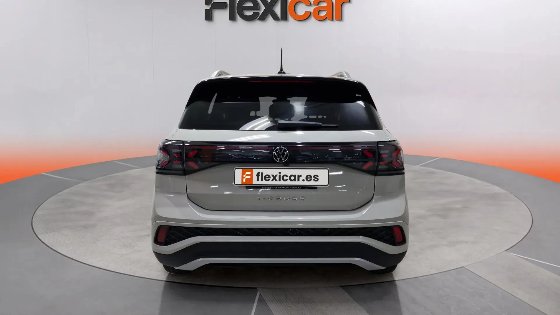 Volkswagen T-Cross R-Line 1.5 TSI DSG - foto 6