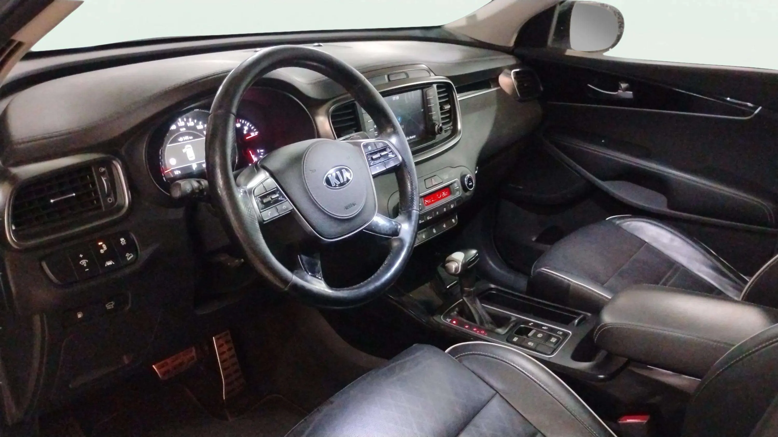 Kia Sorento 2.2 CRDi GT Line Aut 4x2 (Pack Luxury) - foto 10