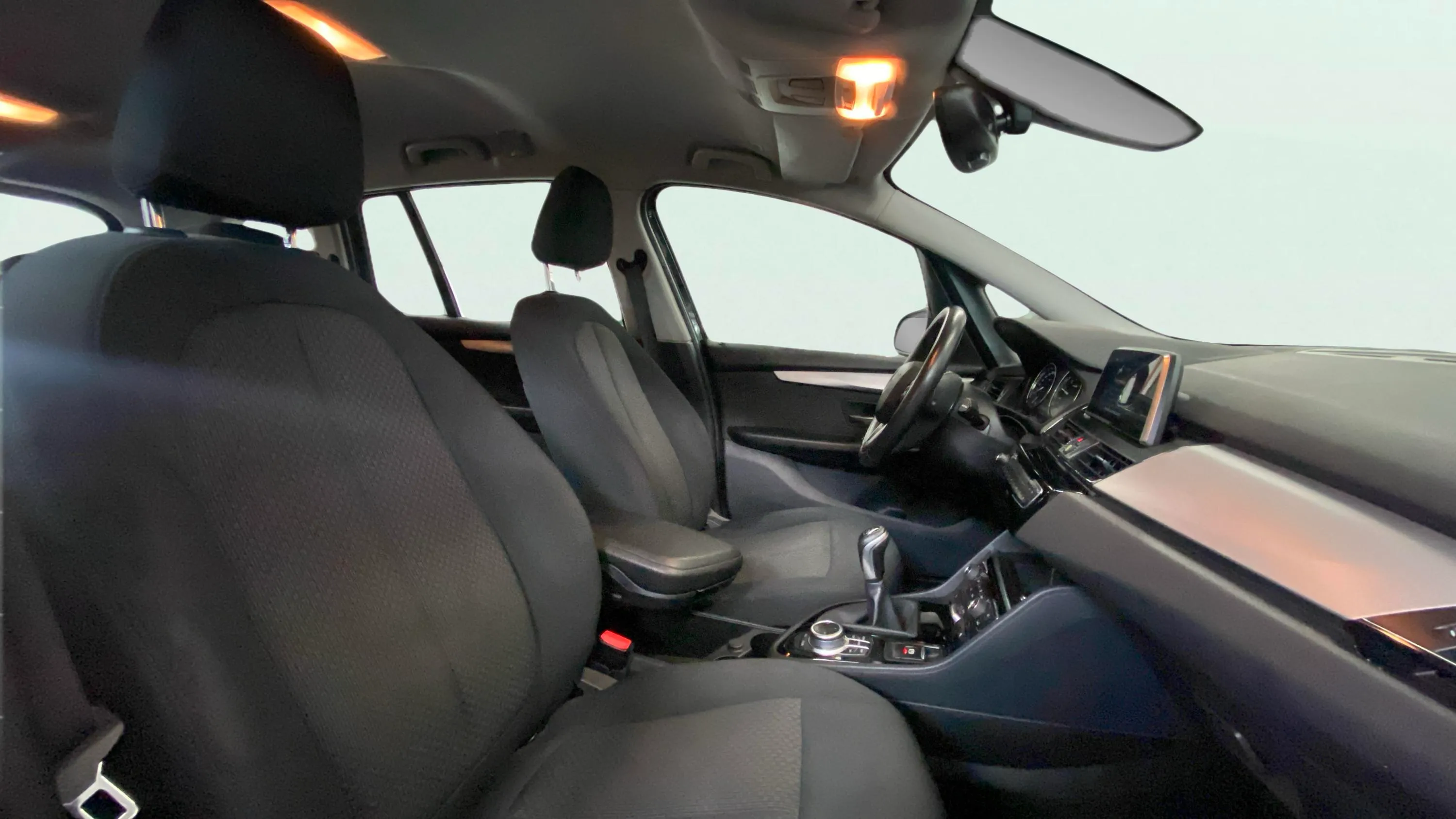 BMW Serie 2 Gran Tourer 218i - foto 12
