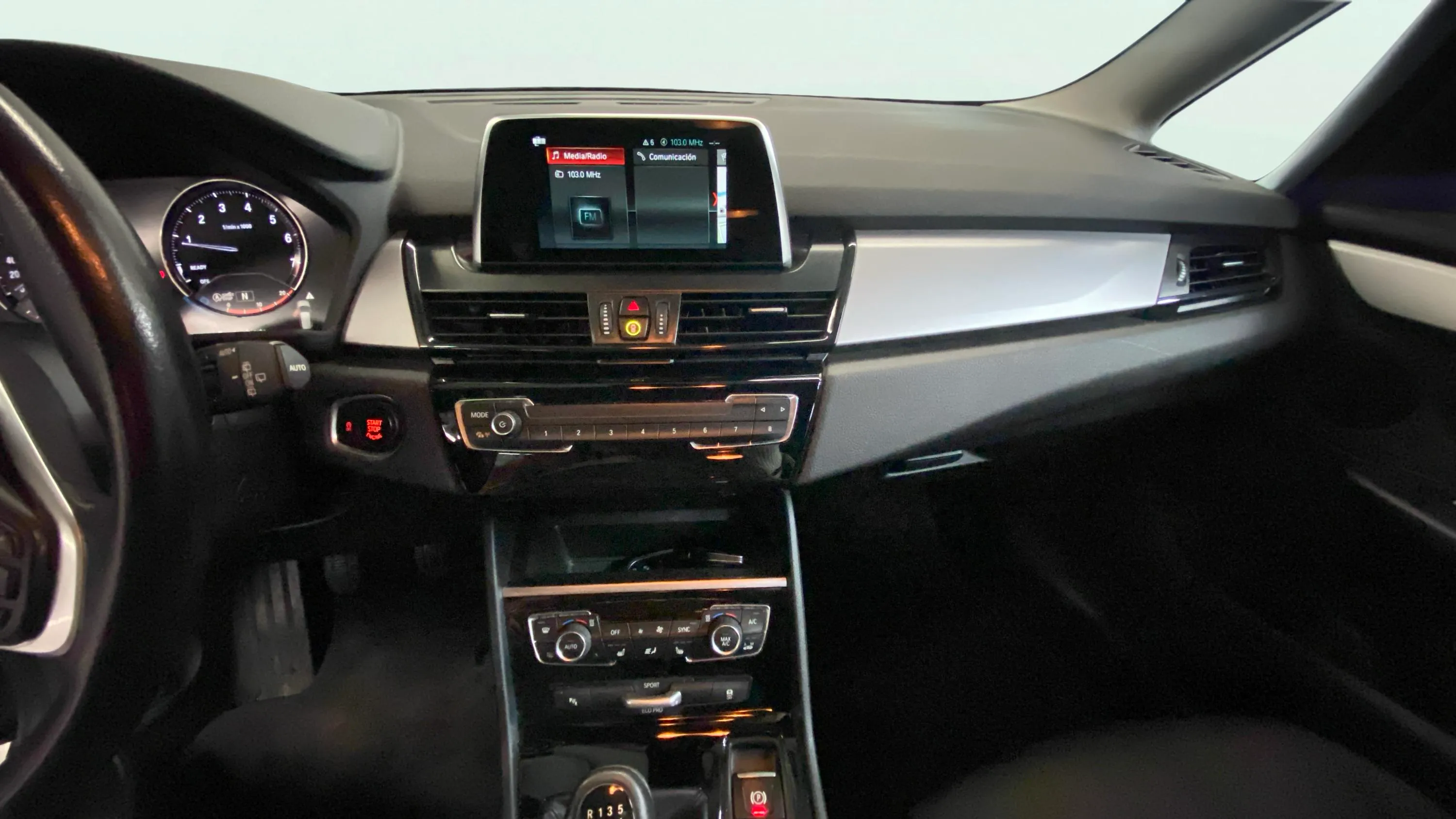 BMW Serie 2 Gran Tourer 218i - foto 9