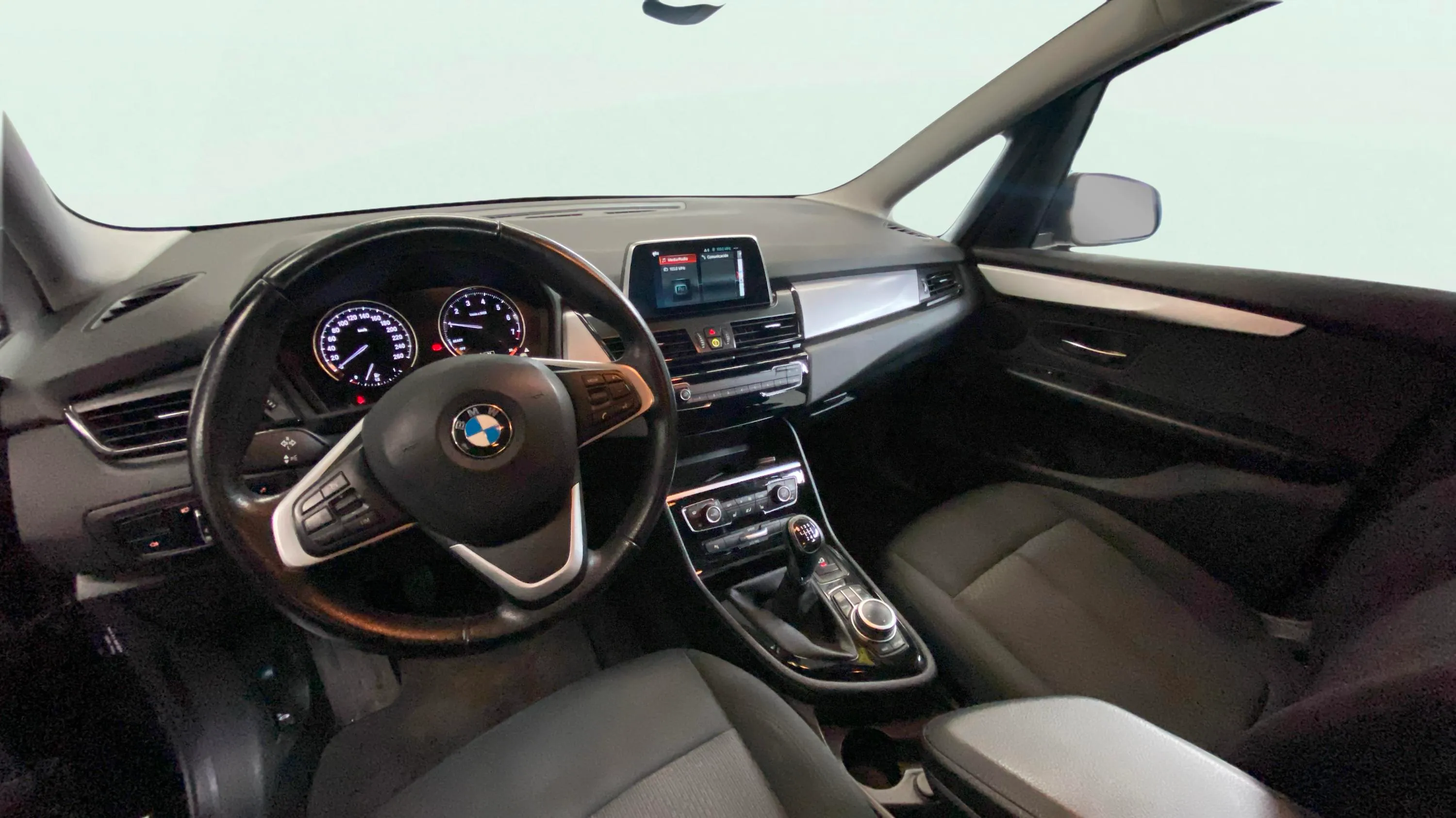BMW Serie 2 Gran Tourer 218i - foto 16