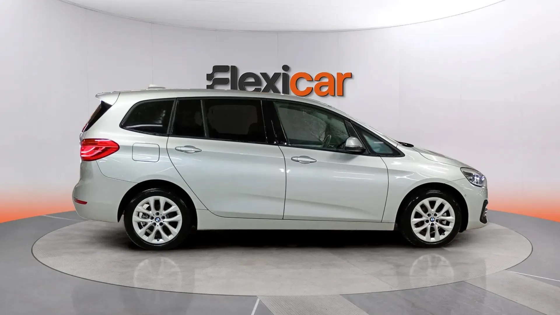 BMW Serie 2 Gran Tourer 216i - foto 7