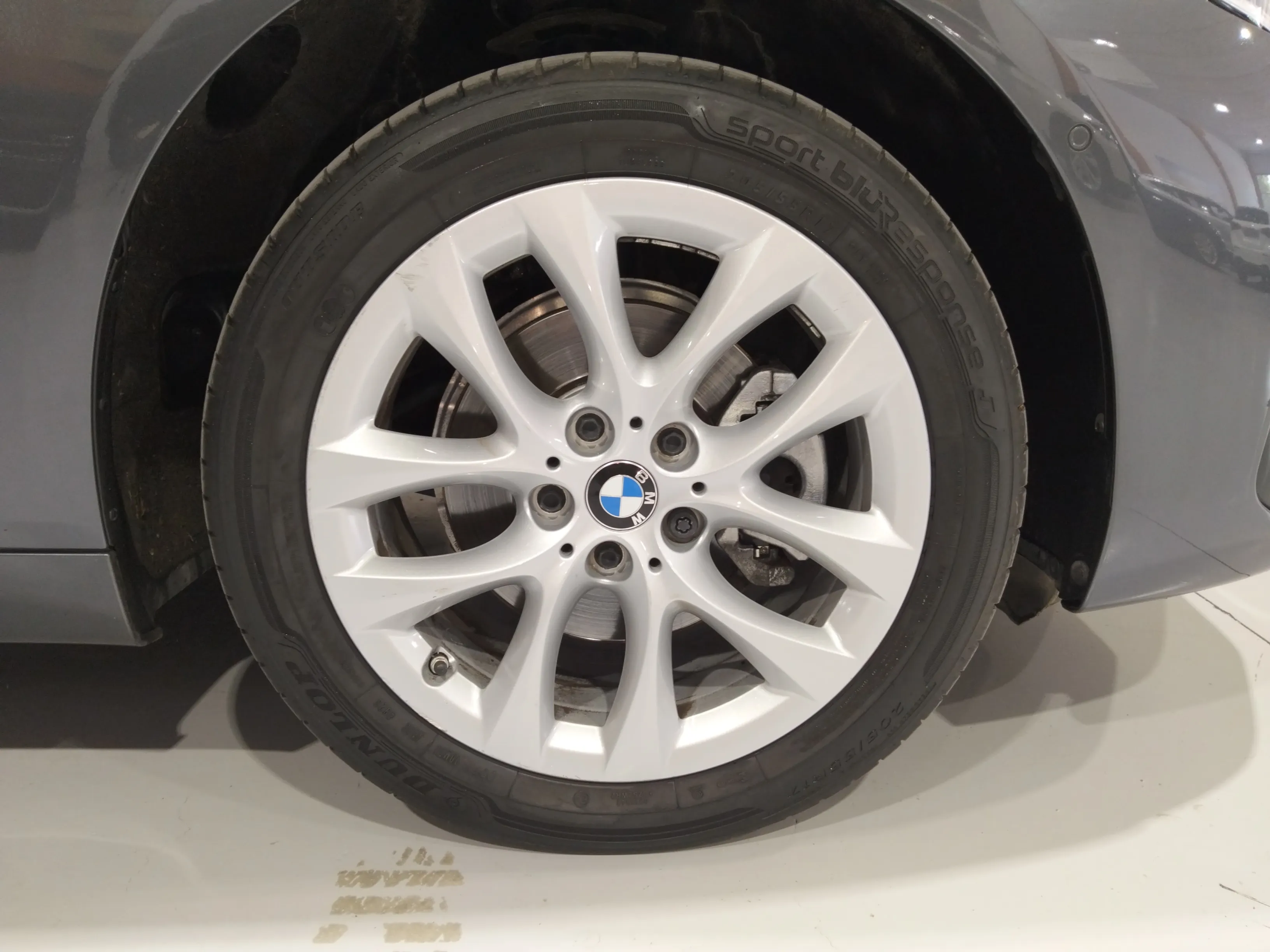 BMW Serie 2 Gran Tourer 216i - foto 17