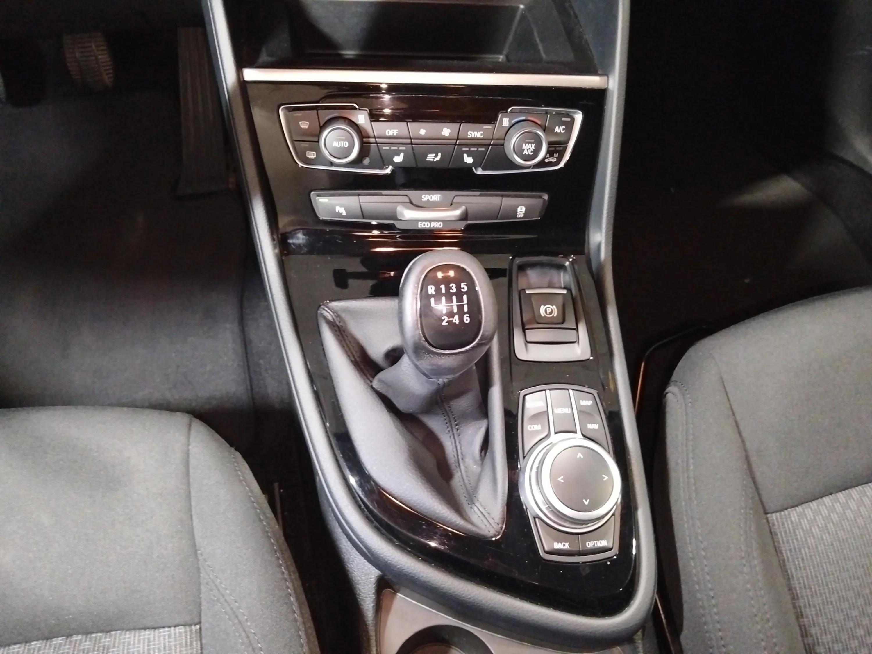 BMW Serie 2 Gran Tourer 216i - foto 21