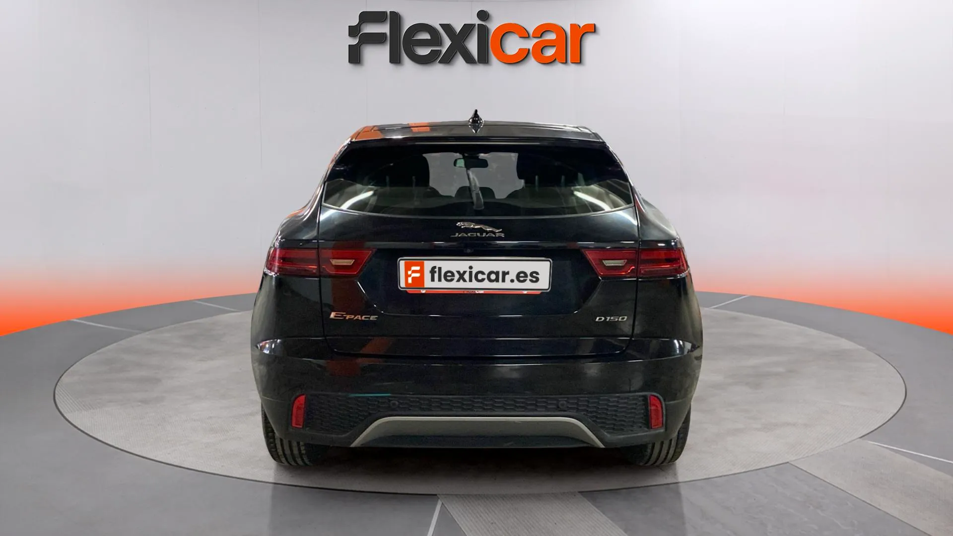 Jaguar E-Pace 2.0D - foto 8