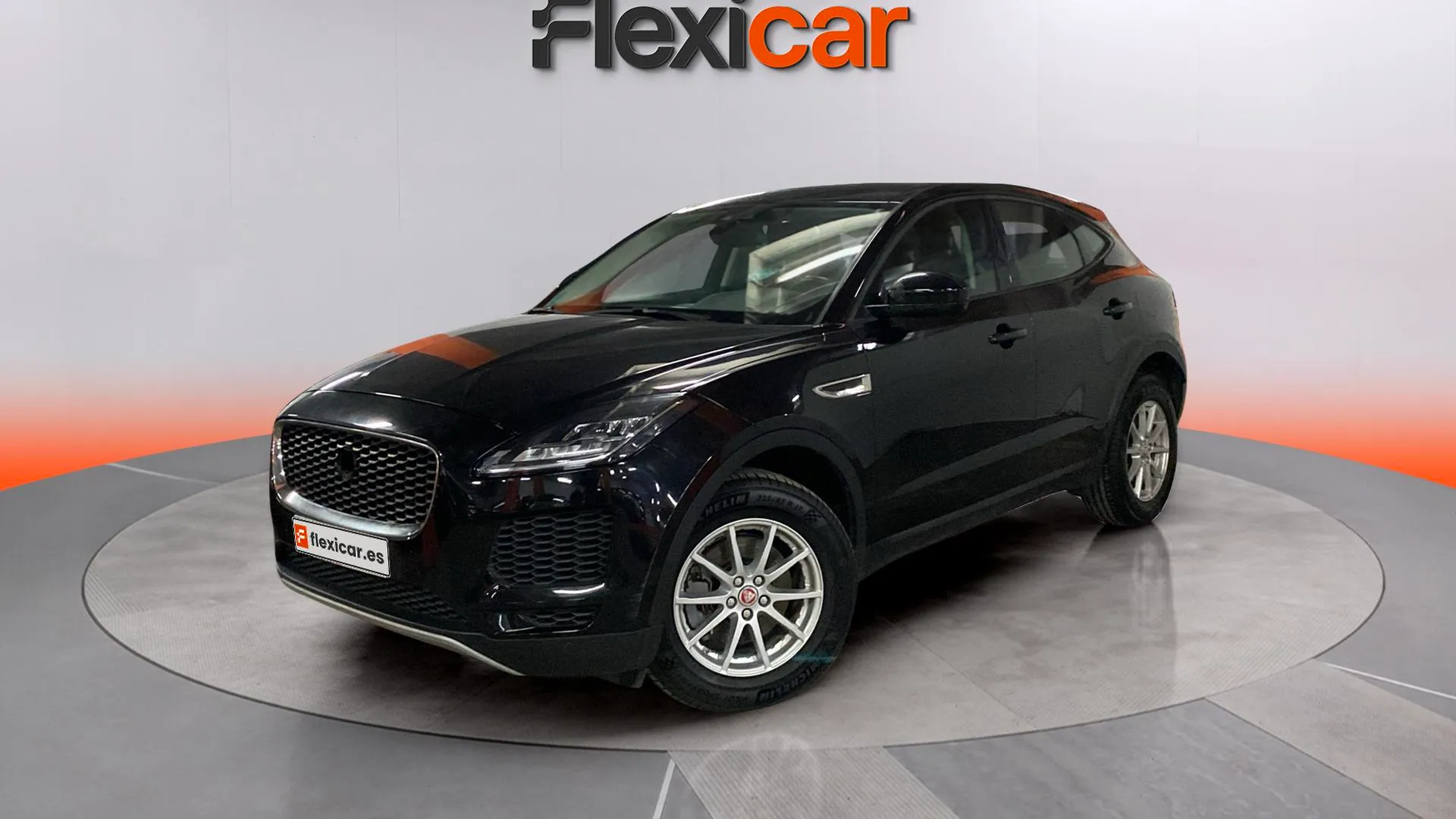 Jaguar E-Pace 2.0D - foto 2
