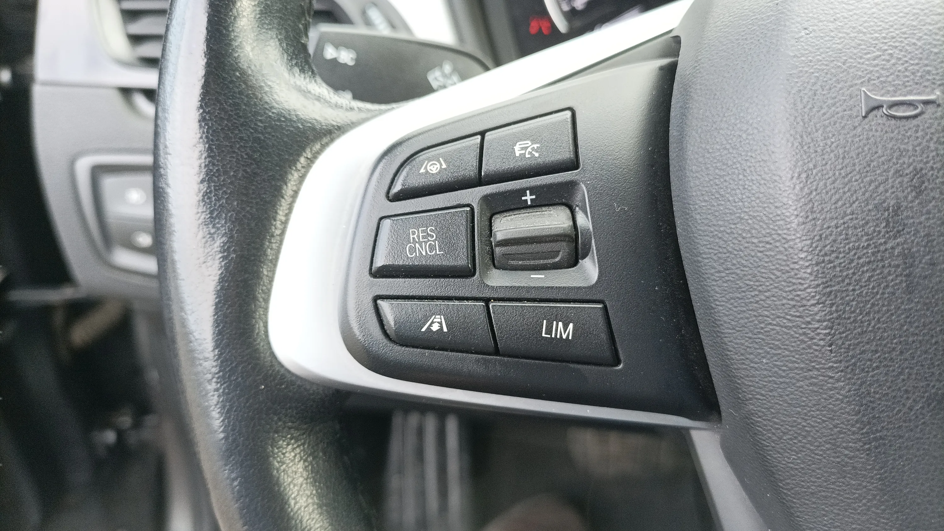 BMW X1 xDrive20dA - foto 10