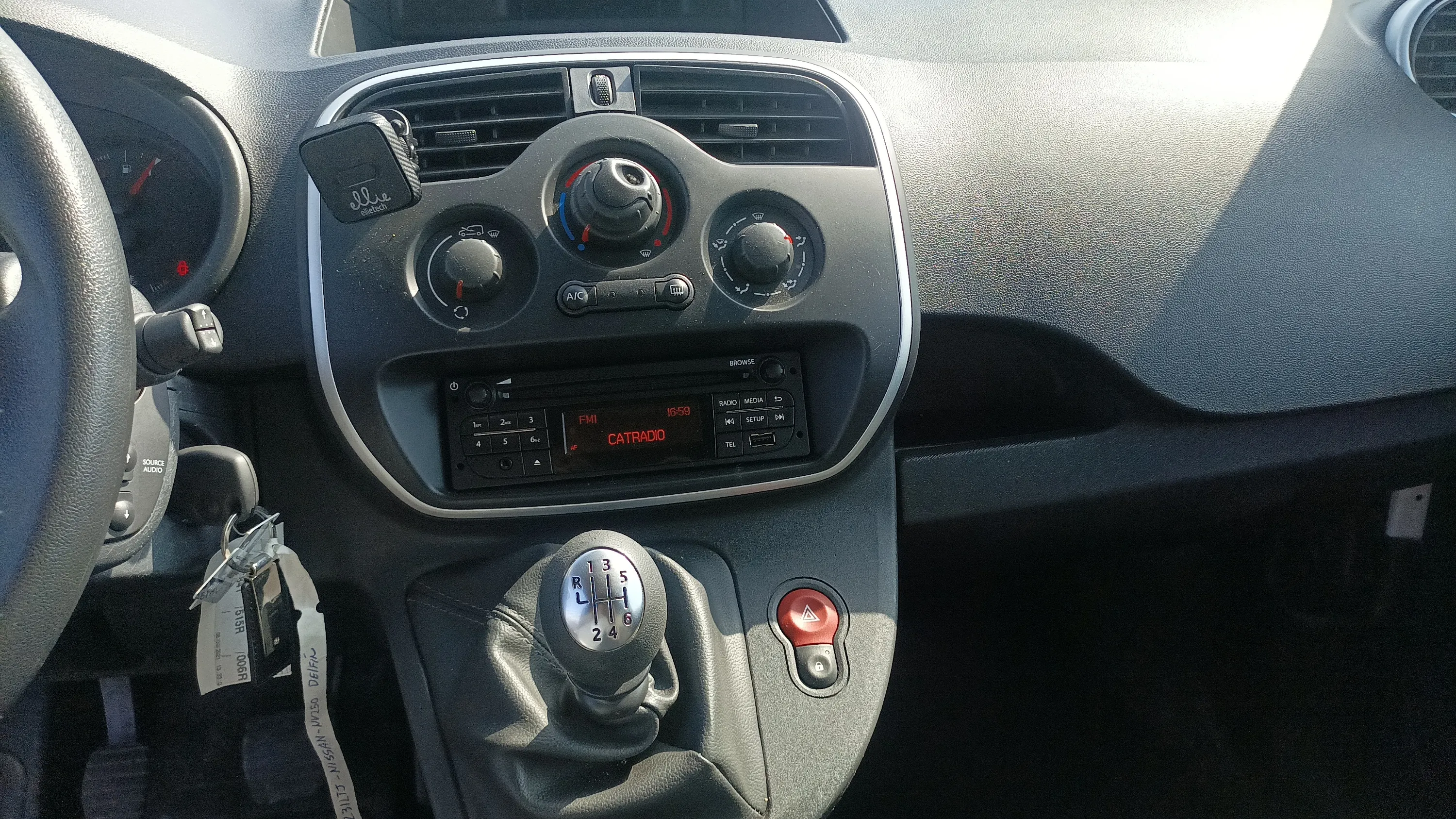 Nissan NV250 2 plazas 1.5dCi L2H1 ÓPTIMA - foto 8