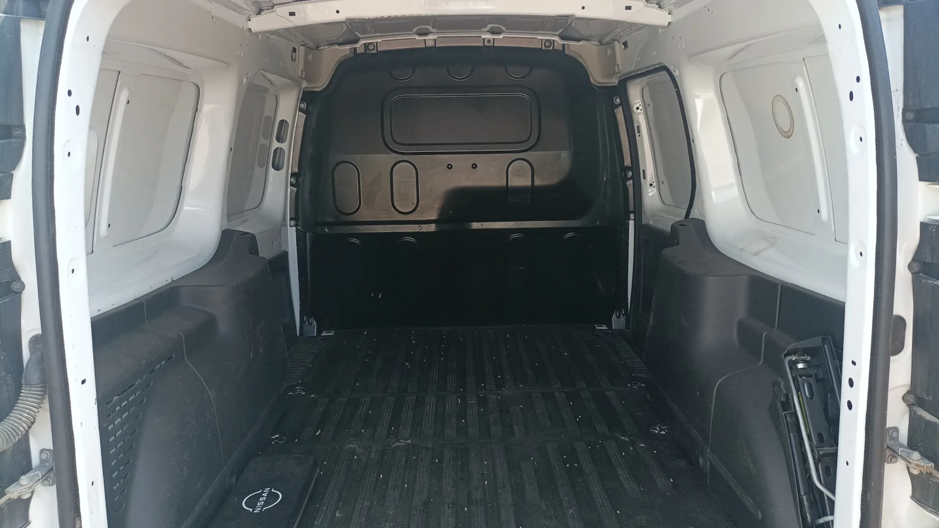 Nissan NV250 2 plazas 1.5dCi L2H1 ÓPTIMA - foto 12