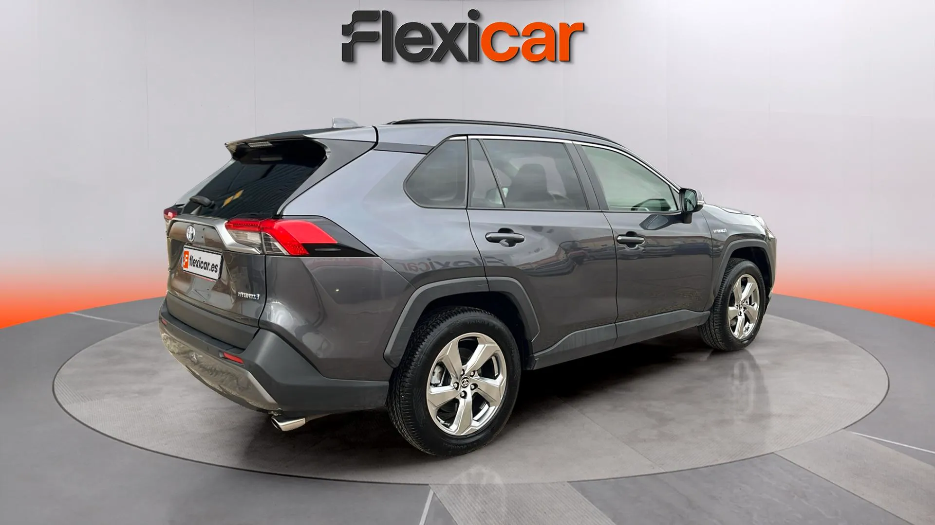 Toyota RAV4 2.5l 220H Advance 4WD - foto 7