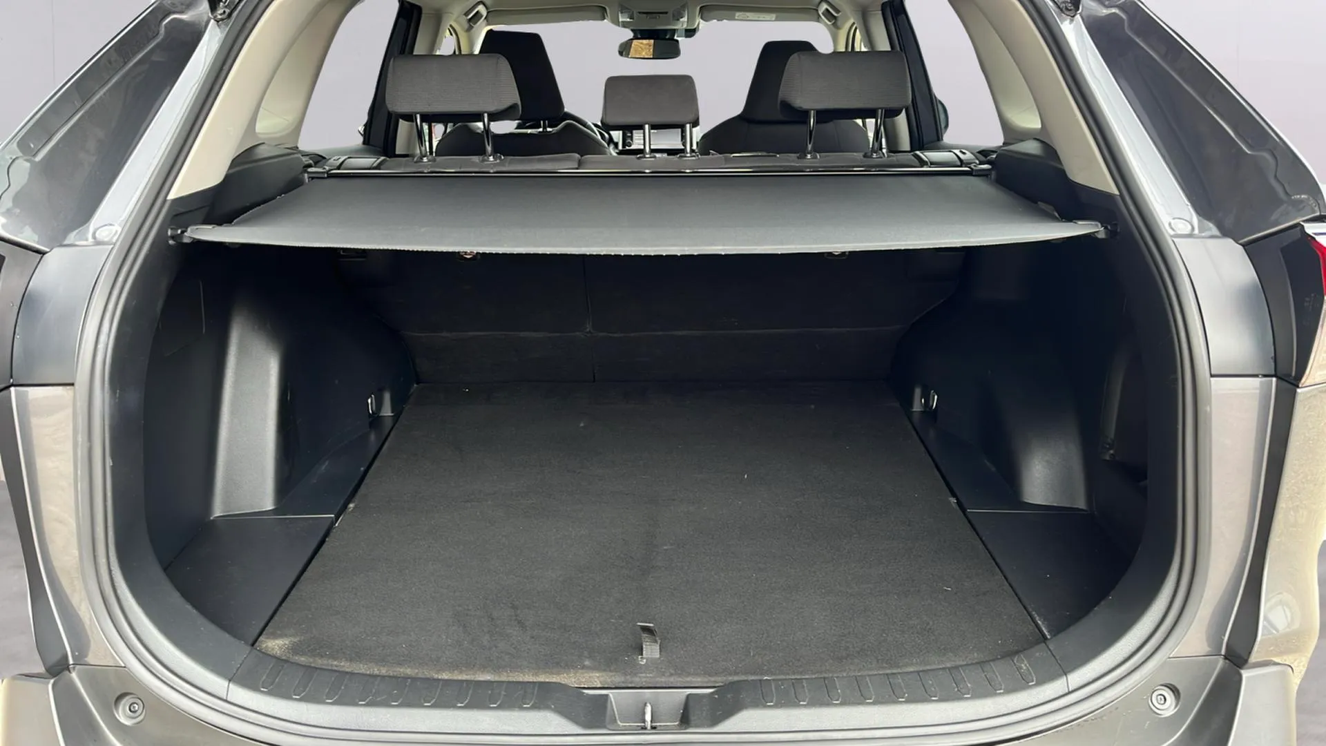 Toyota RAV4 2.5l 220H Advance 4WD - foto 19