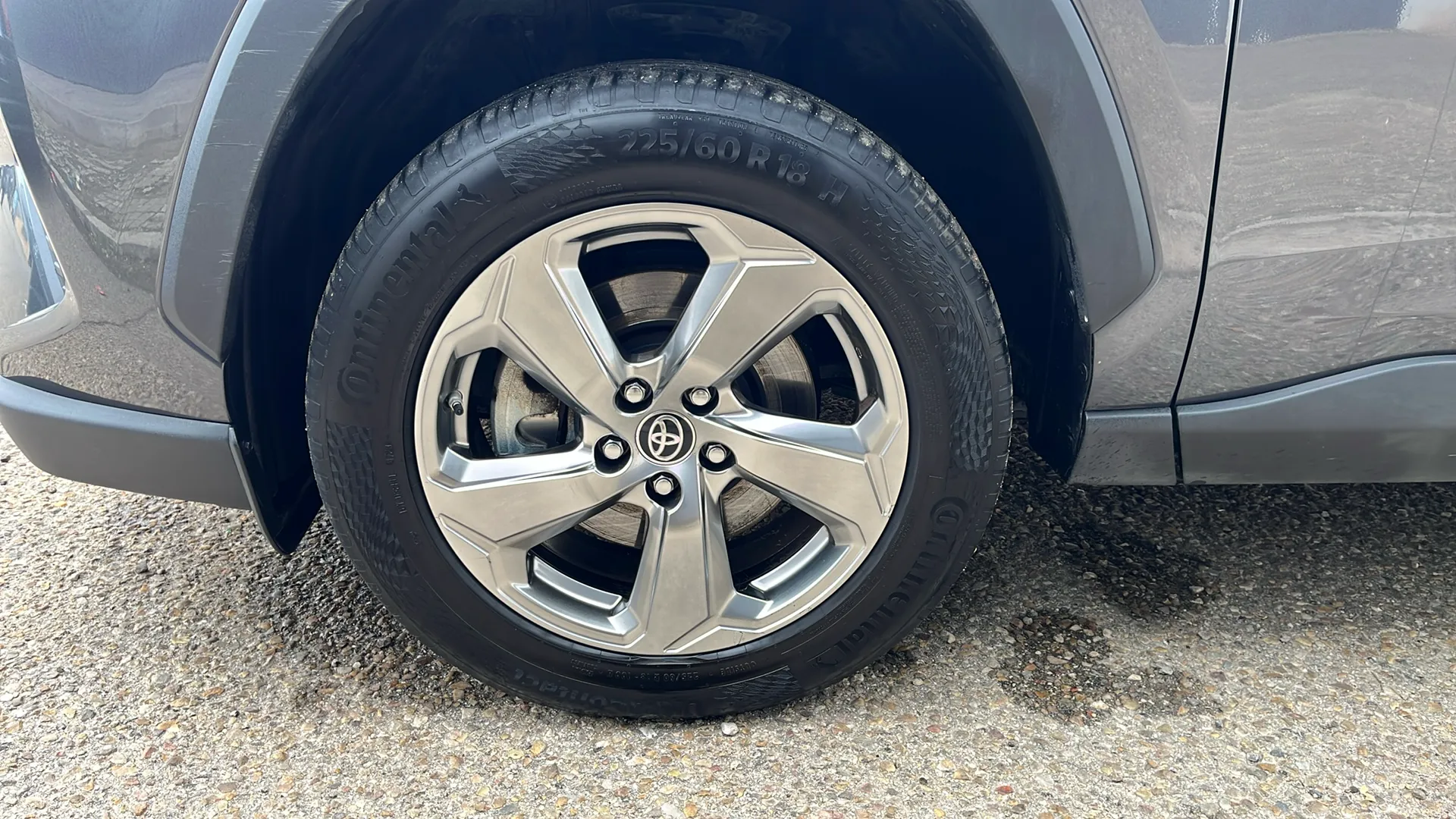 Toyota RAV4 2.5l 220H Advance 4WD - foto 9
