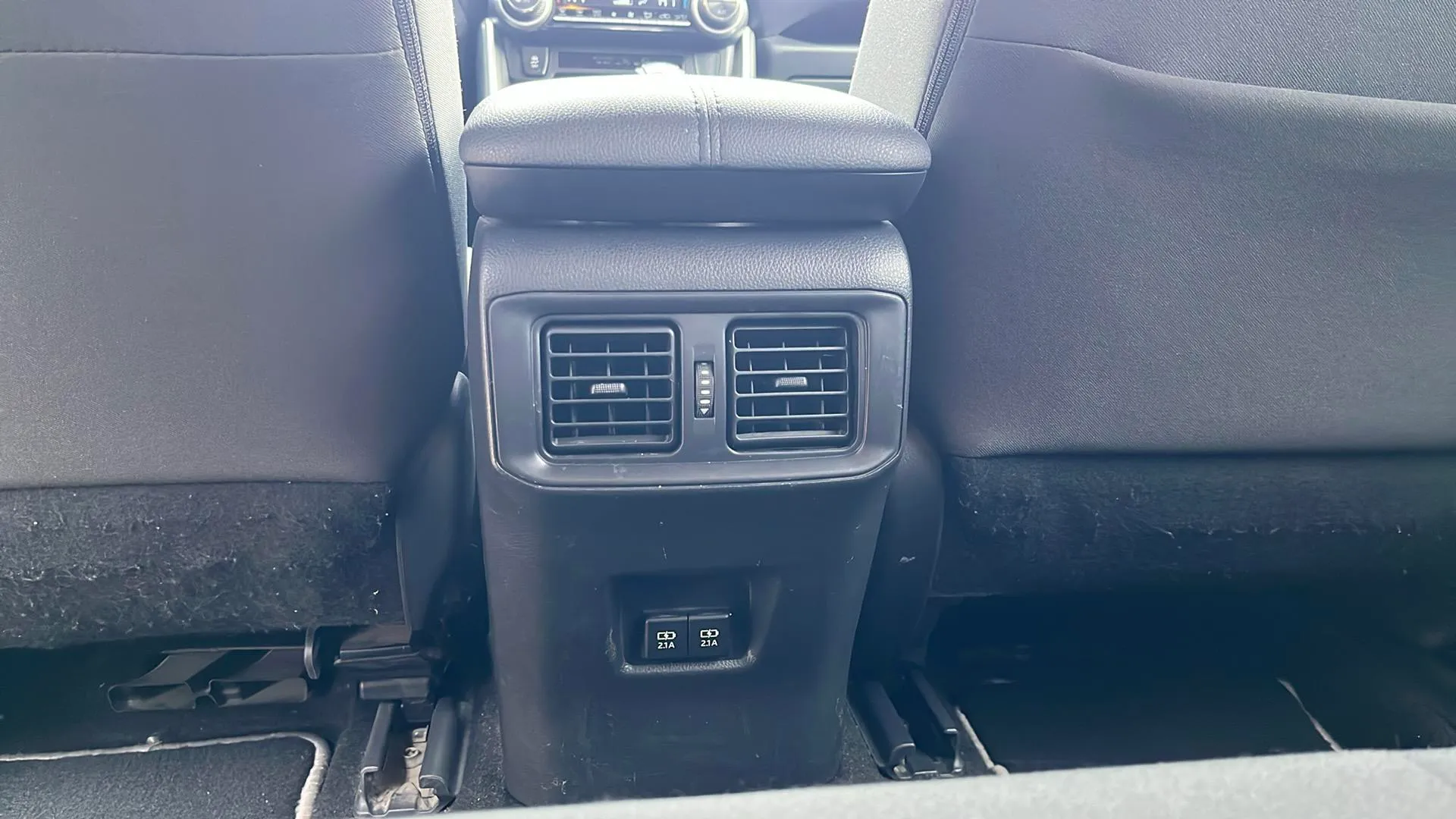 Toyota RAV4 2.5l 220H Advance 4WD - foto 20