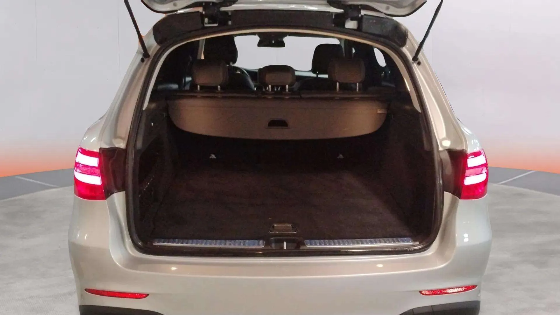 Mercedes-Benz GLC 250 4MATIC - foto 27