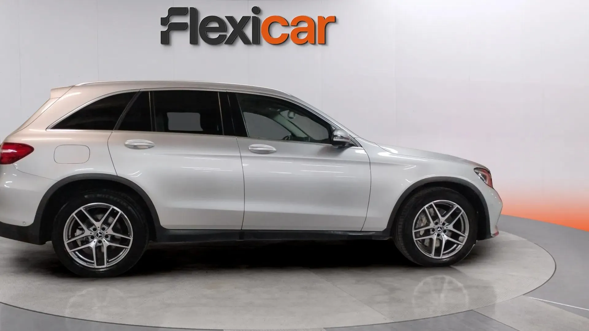 Mercedes-Benz GLC 250 4MATIC - foto 3