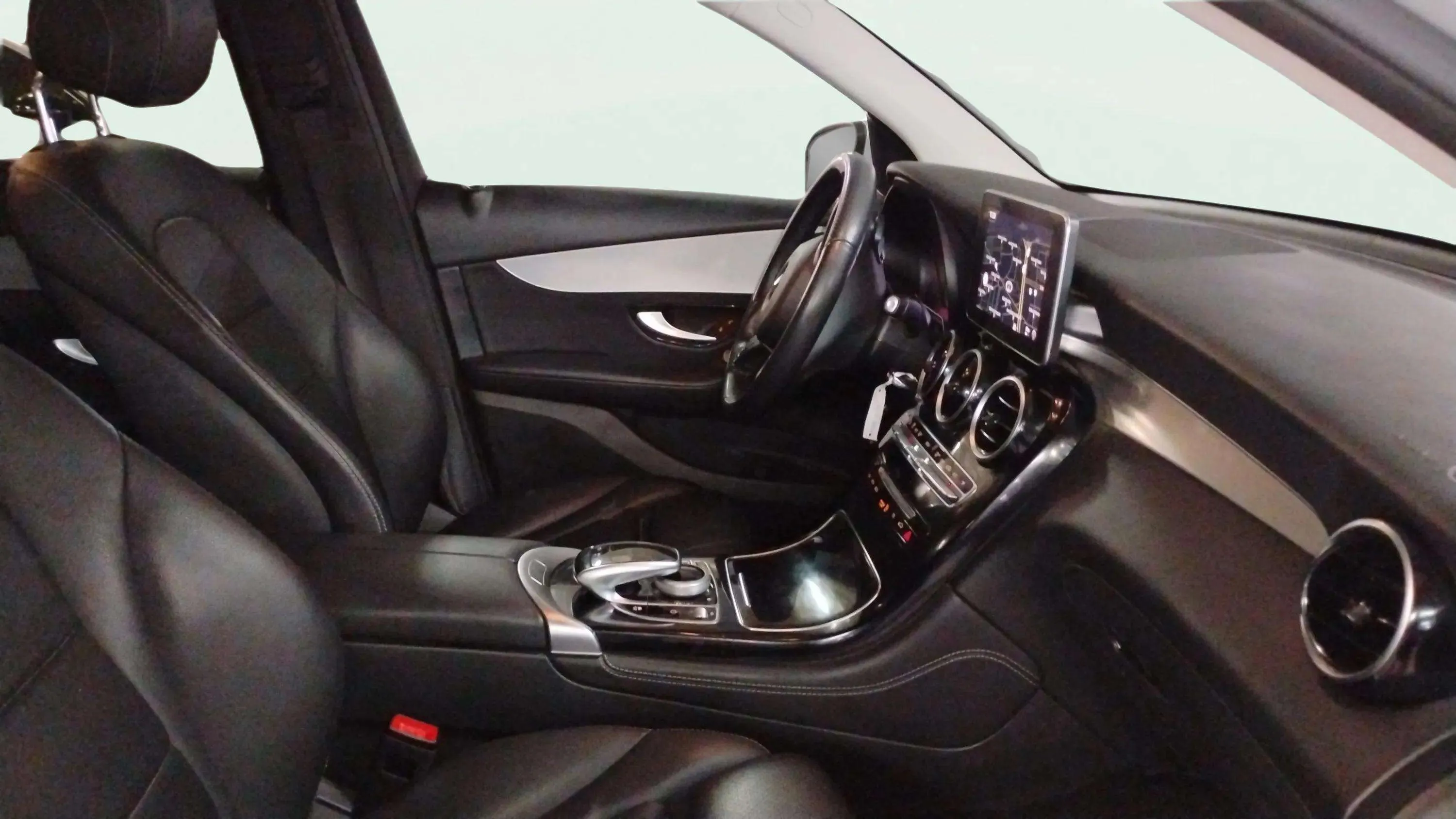 Mercedes-Benz GLC 250 4MATIC - foto 10
