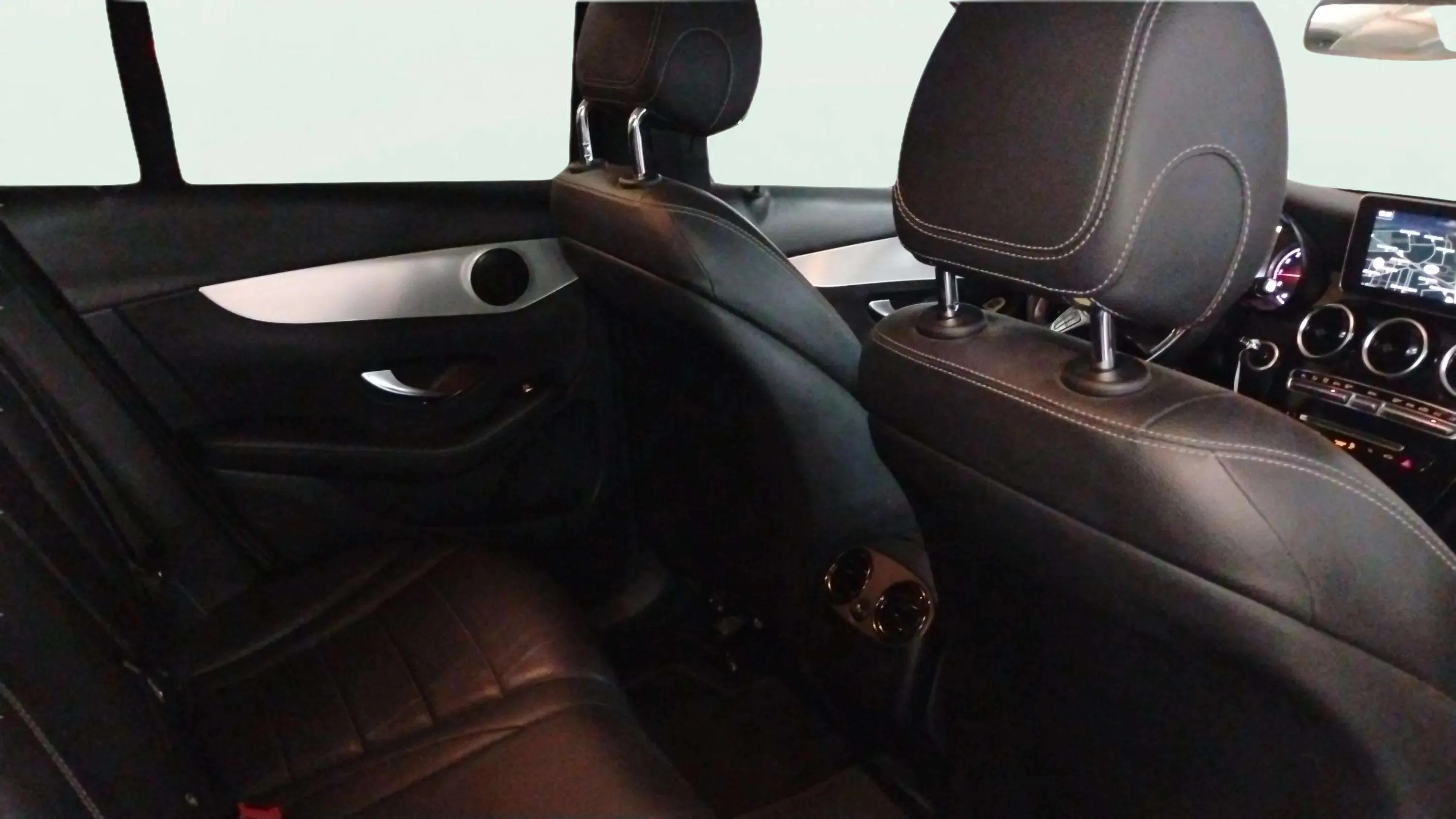 Mercedes-Benz GLC 250 4MATIC - foto 15