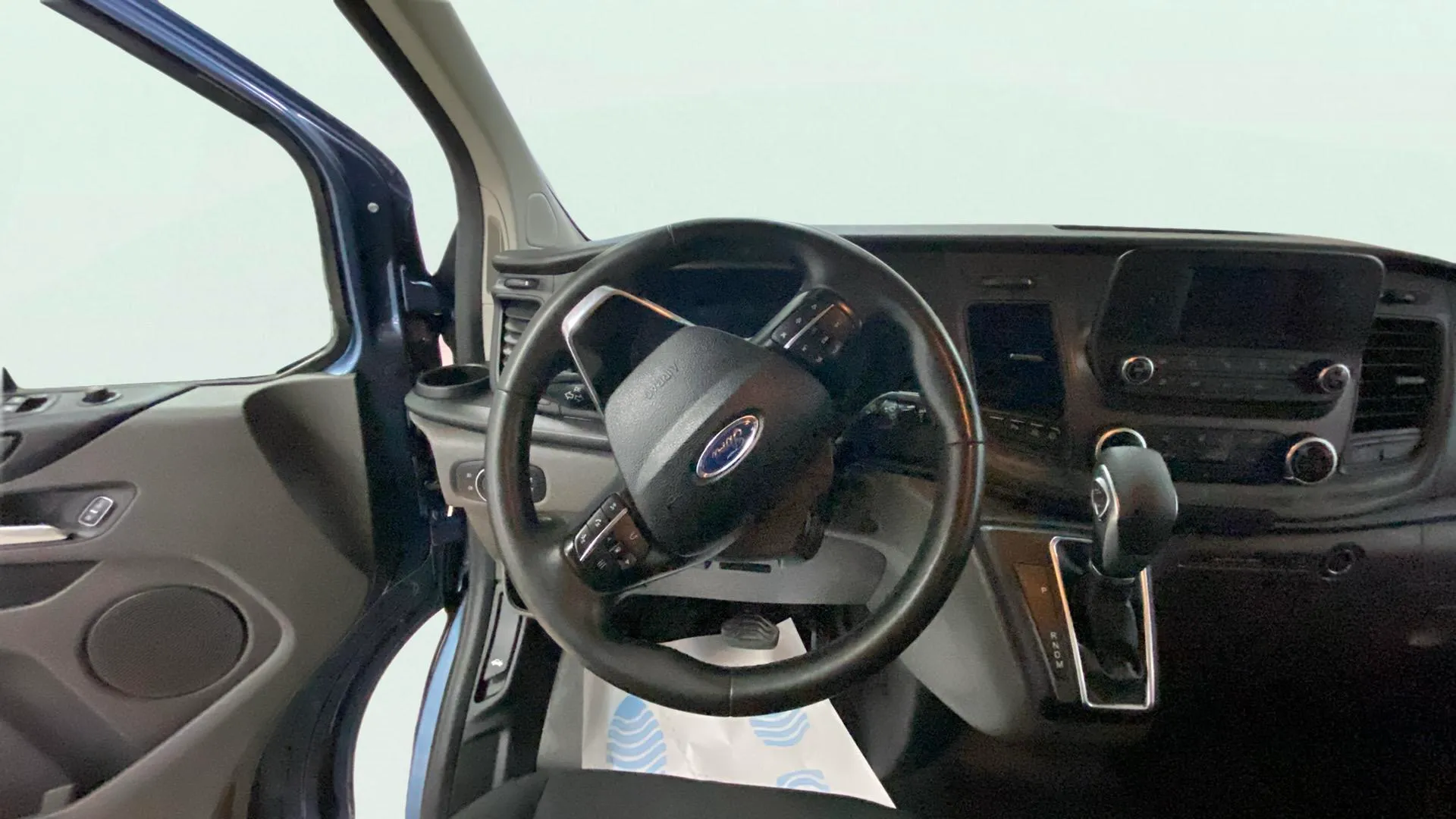 Ford Tourneo Custom 2.0 EcoBlue L2 Trend - foto 7