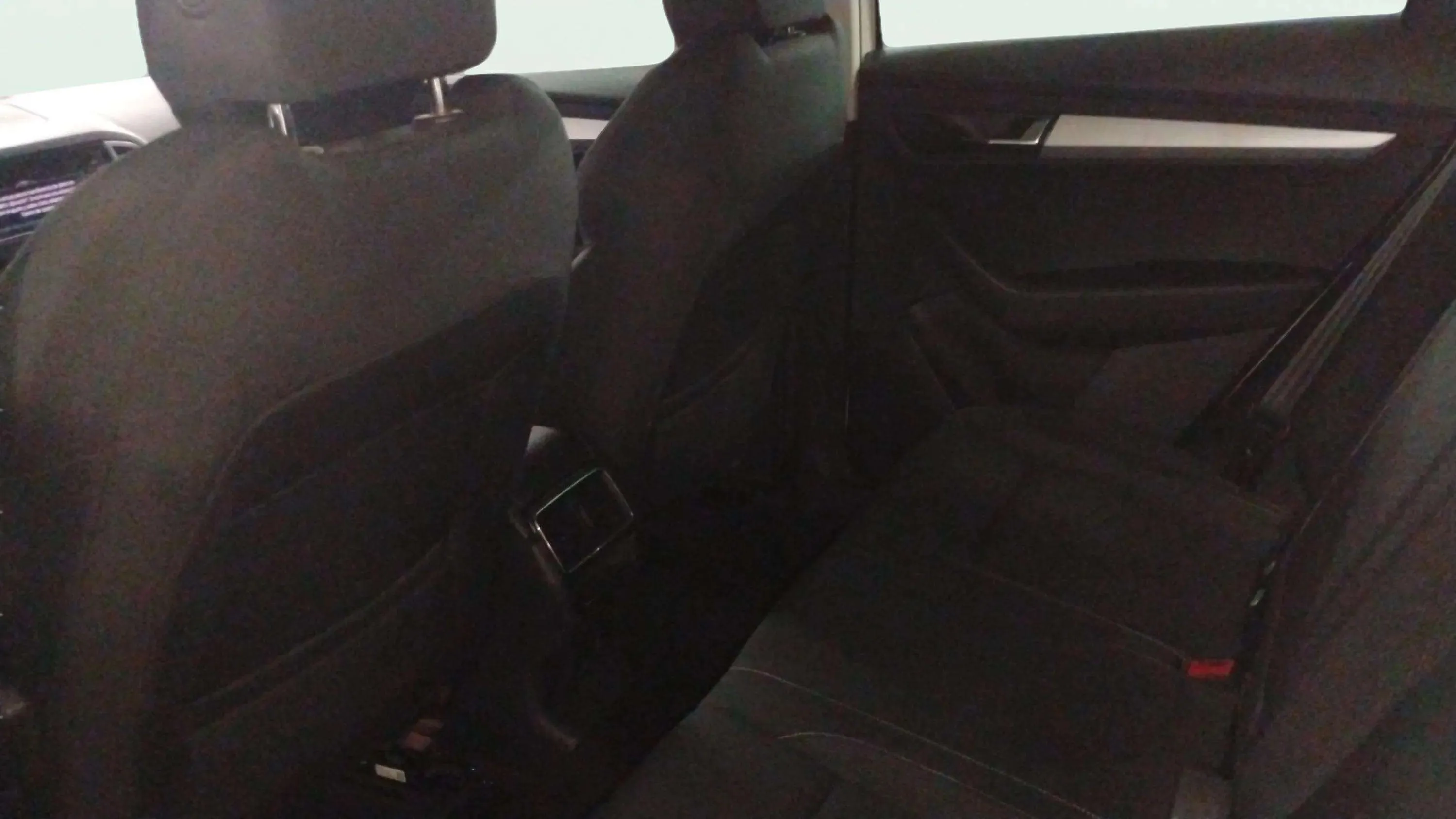 Škoda Karoq 2.0 TDI DSG 4x4 Ambition - foto 12