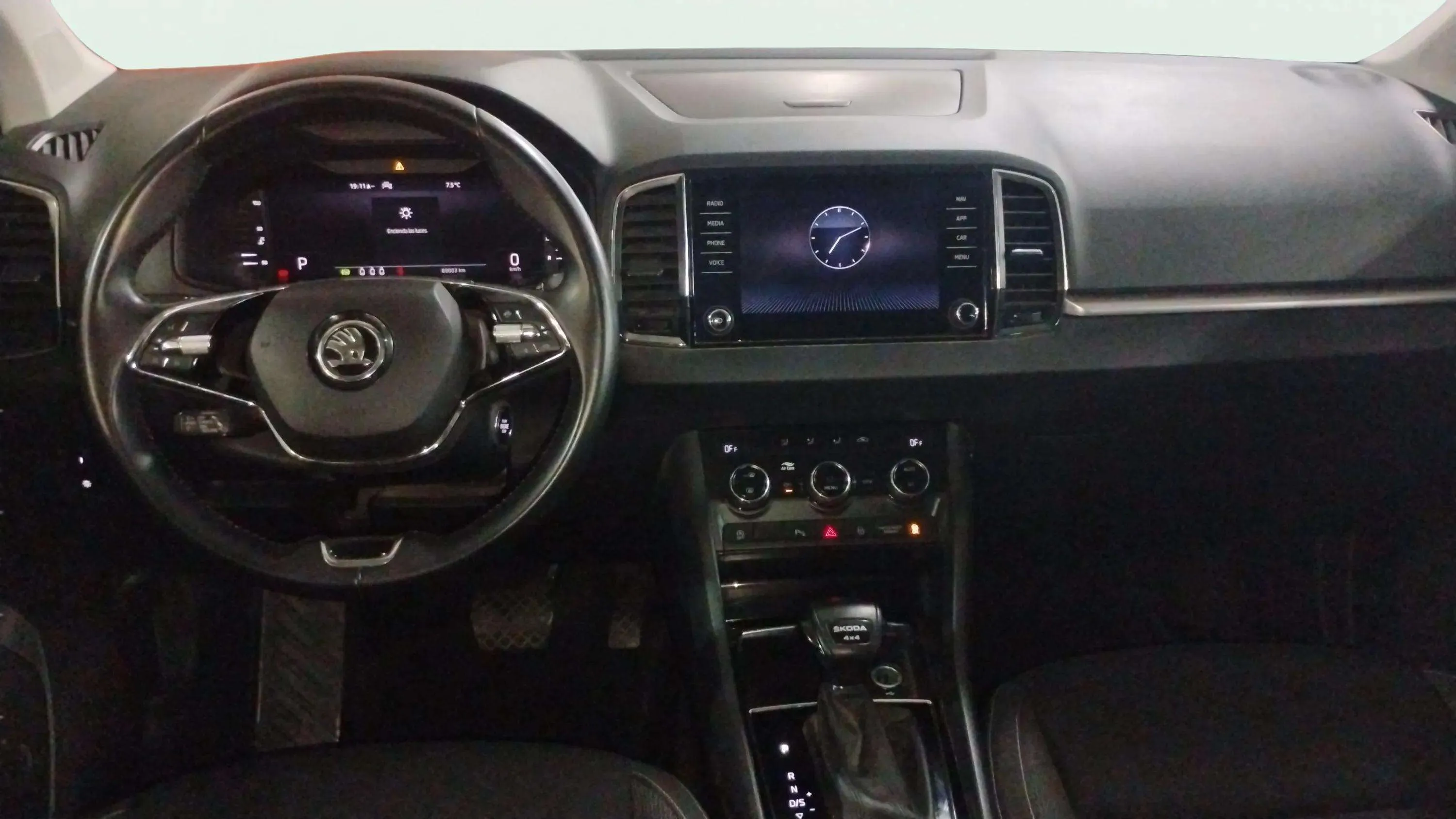 Škoda Karoq 2.0 TDI DSG 4x4 Ambition - foto 18