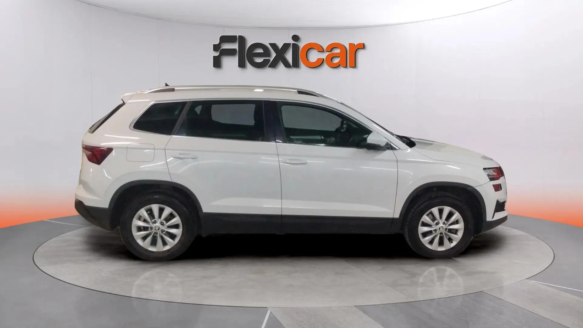 Škoda Karoq 2.0 TDI DSG 4x4 Ambition - foto 3