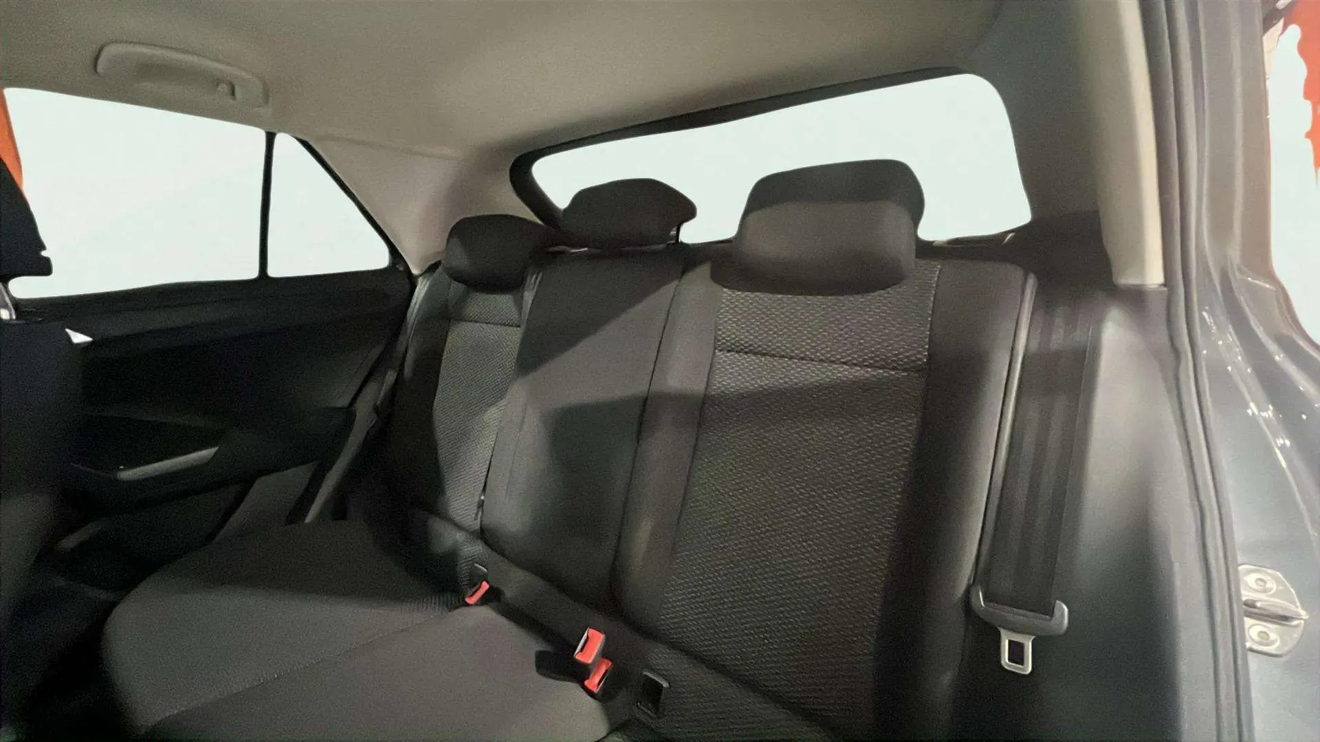 Volkswagen T-Roc Advance 1.0 TSI - foto 14