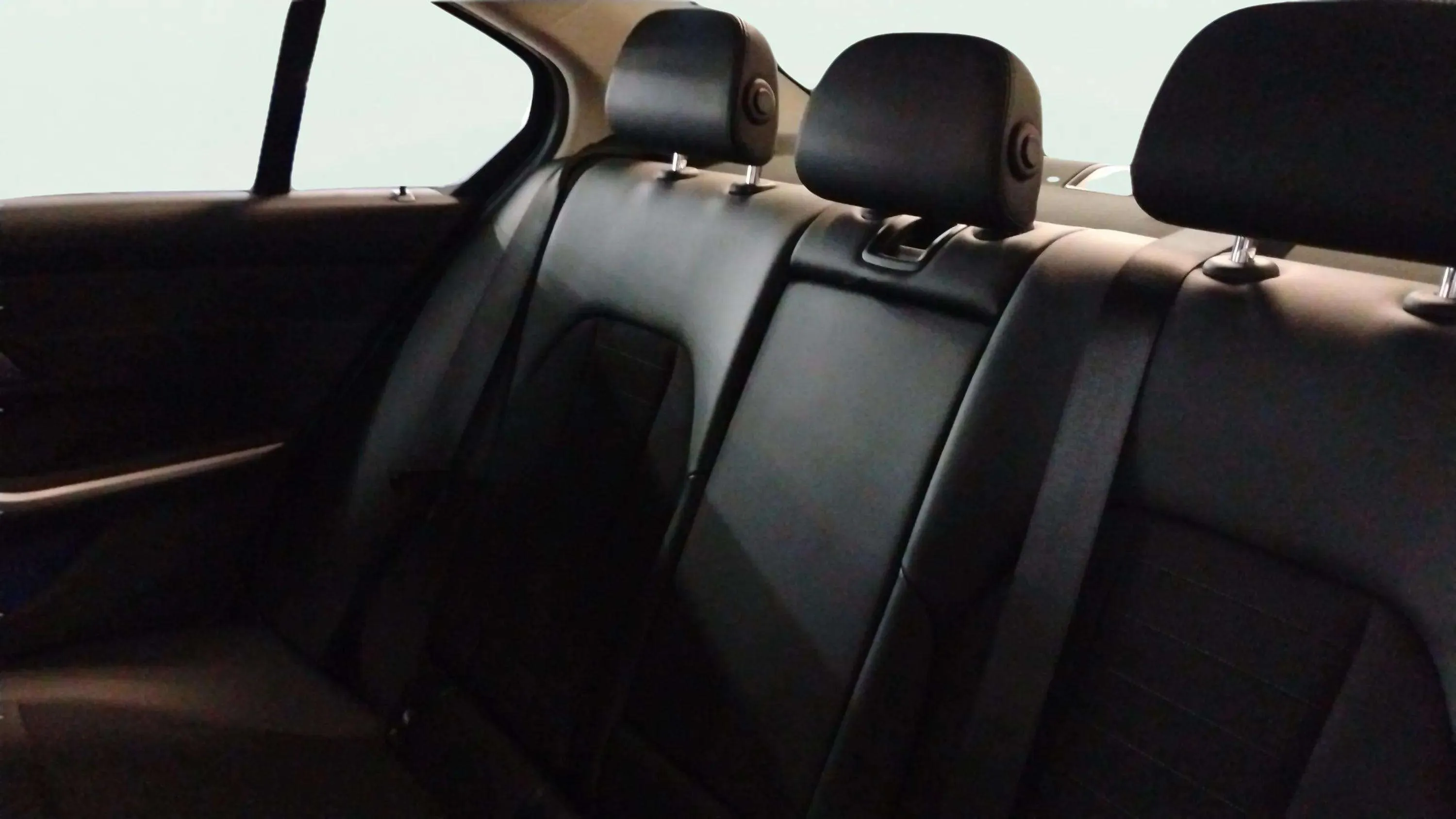 BMW Serie 3 318dA - foto 14