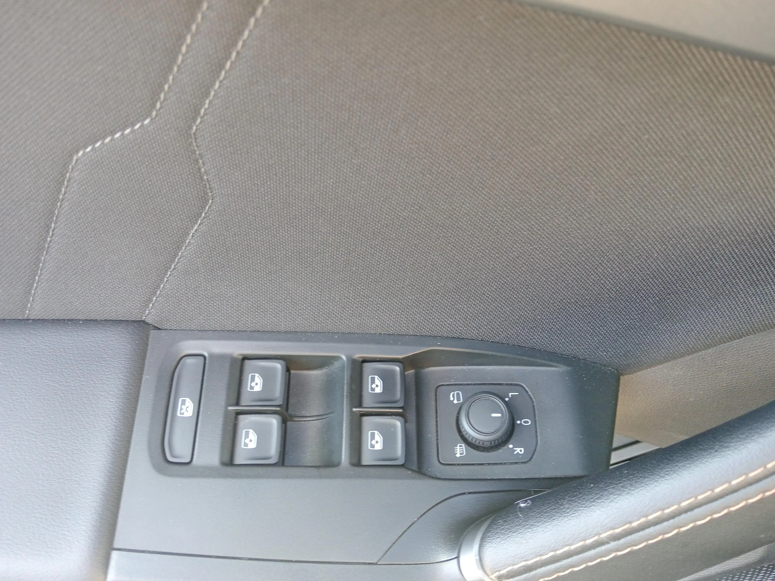 Cupra León SP 1.5 TSI e-Hybrid 150W DSG - foto 37