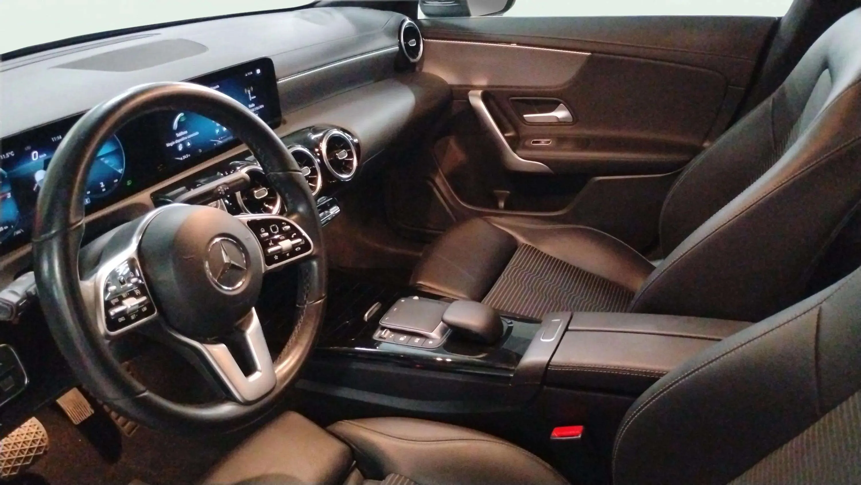Mercedes-Benz CLA 220 D DCT Shooting Brake - foto 6
