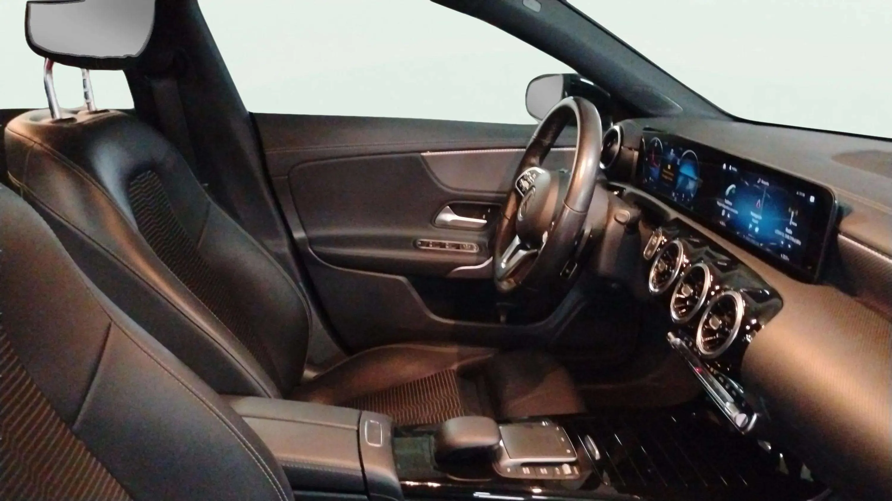 Mercedes-Benz CLA 220 D DCT Shooting Brake - foto 10