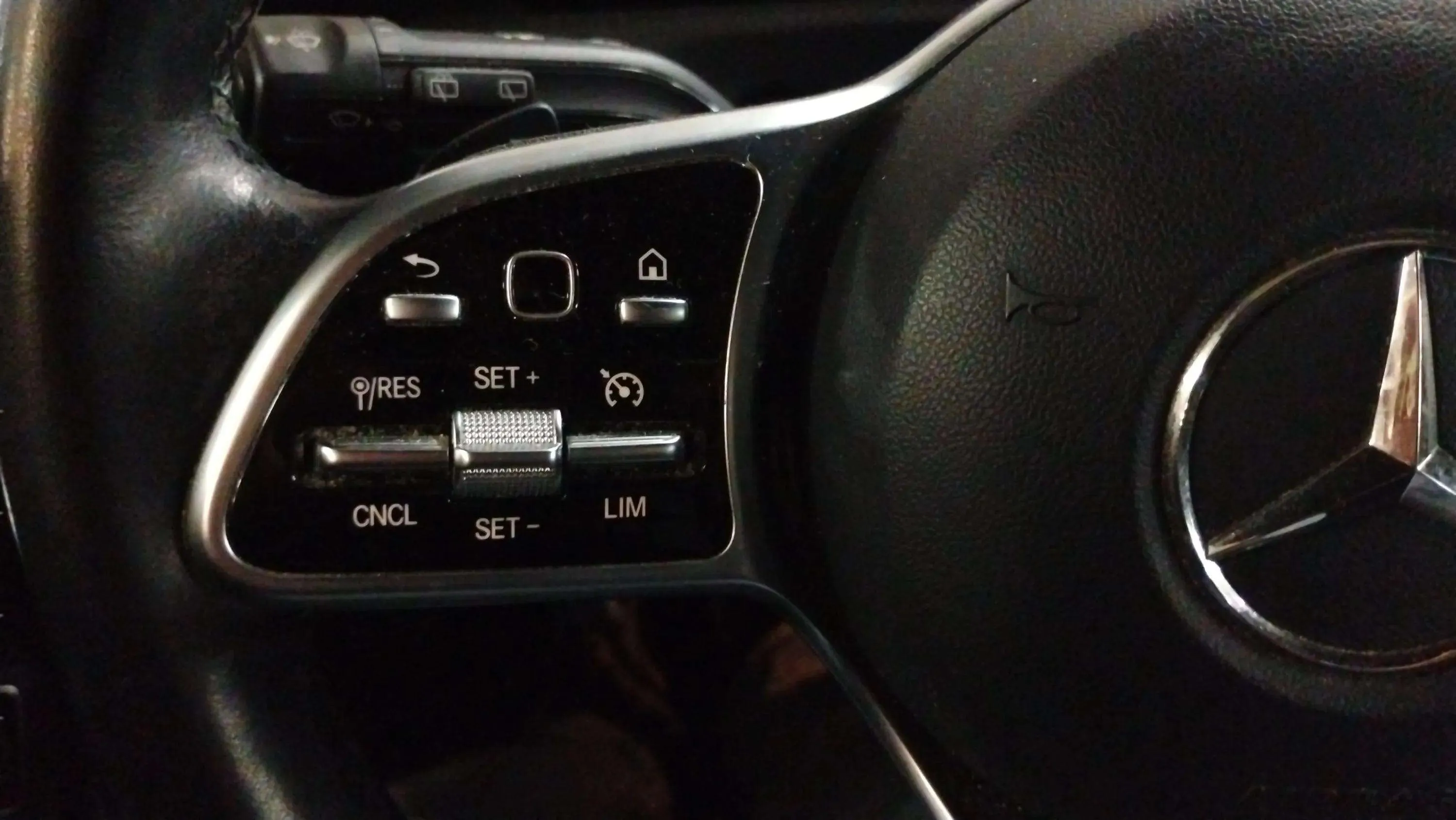Mercedes-Benz CLA 220 D DCT Shooting Brake - foto 22