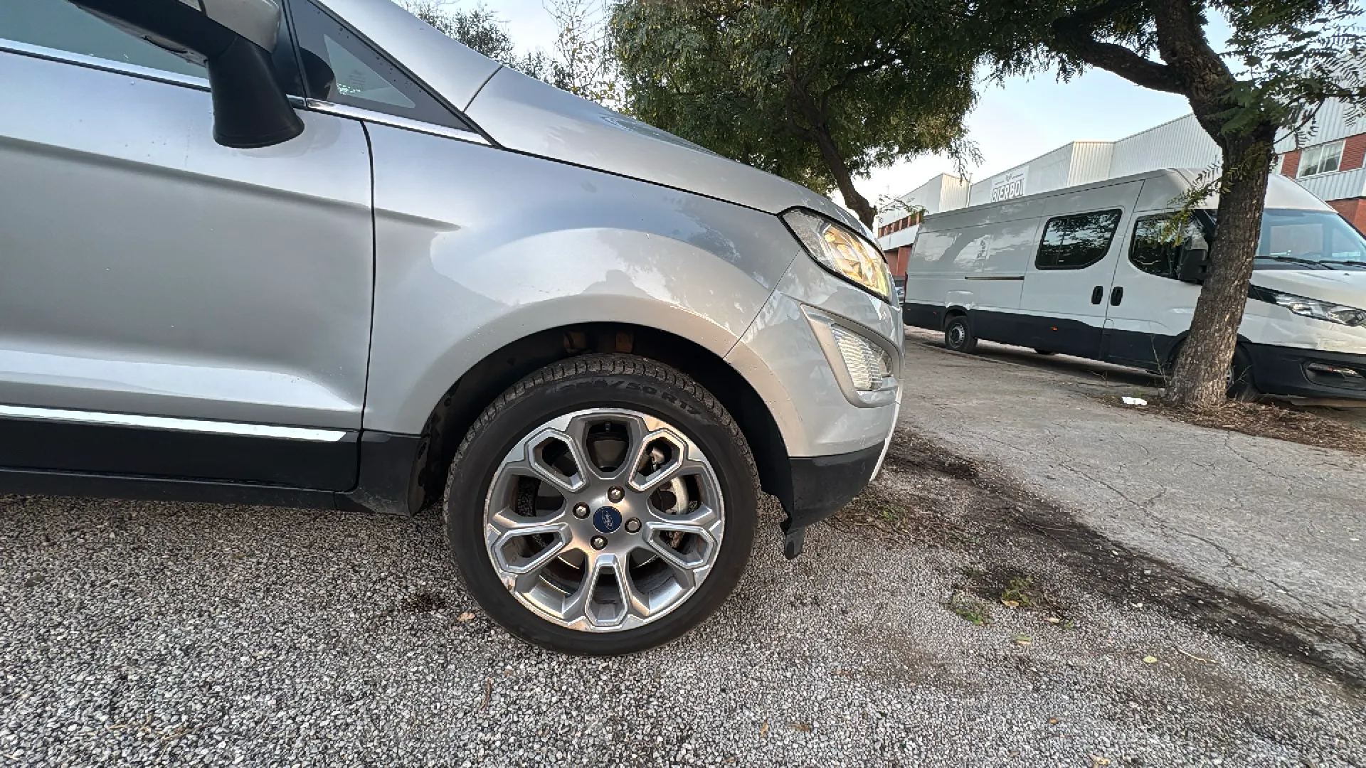 Ford EcoSport 1.0T EcoBoost Titanium - foto 14