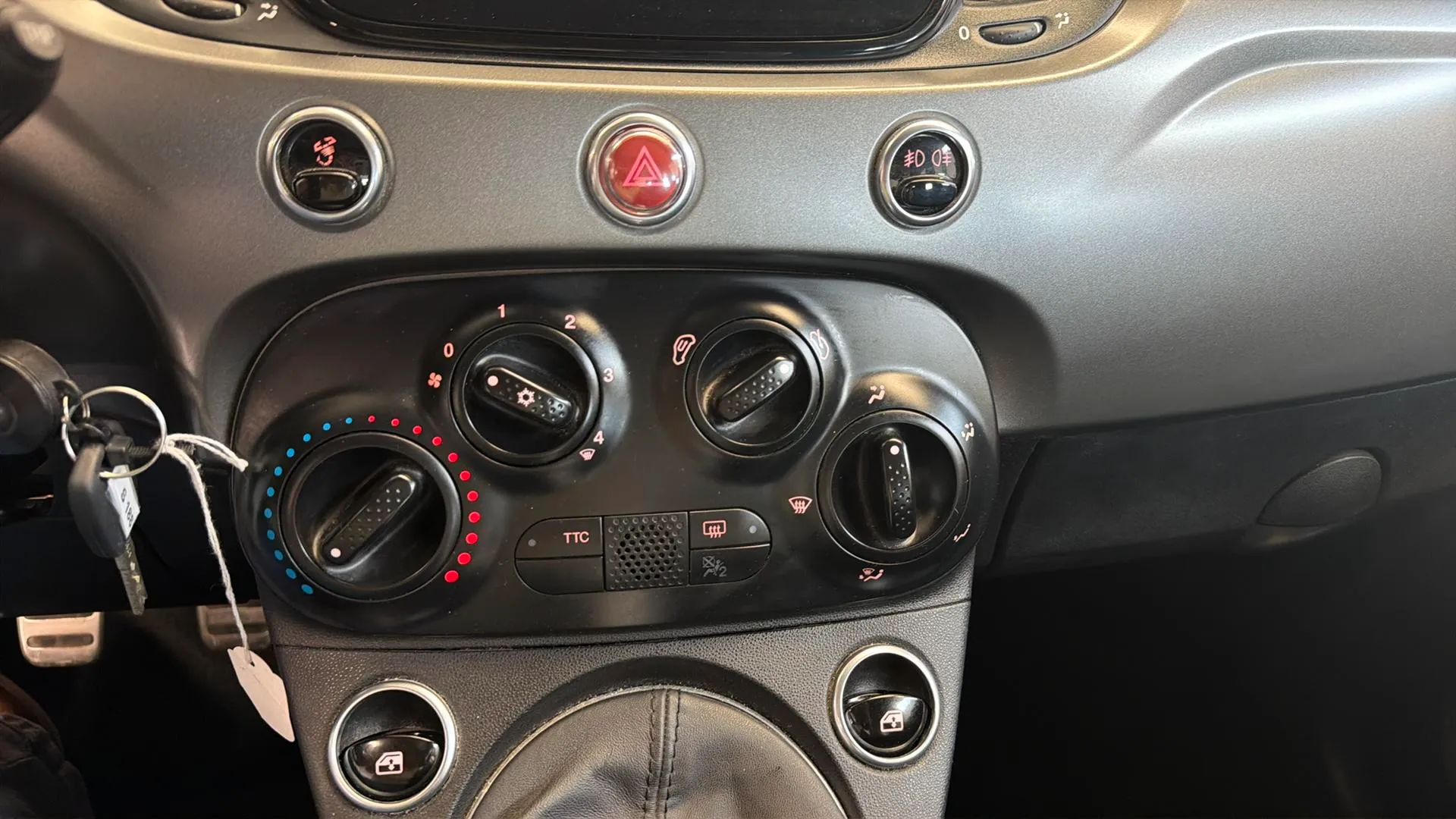 Abarth 500 595 1.4 16v T-Jet - foto 13